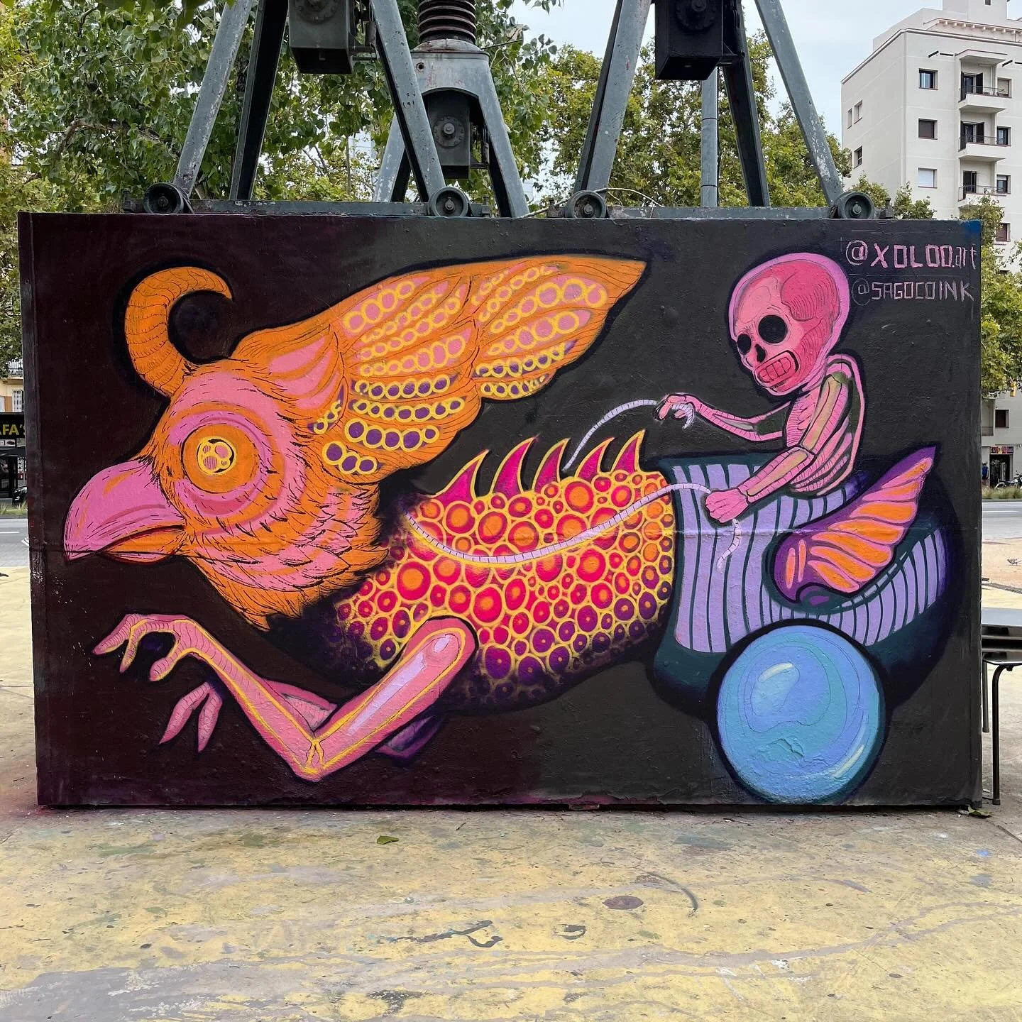 @xoloo.art @sagocoink #xoloo.art #sagocoink #graffiti #graffitiart #graffitiartist #graffitibarcelona #barcelonagraffiti #spraypaint #spraypaintart #bcngraffiti #arteenlascalles #spraypaintbarcelona #arteurba #bcnstreetstyletour #barcelonastreetstyle