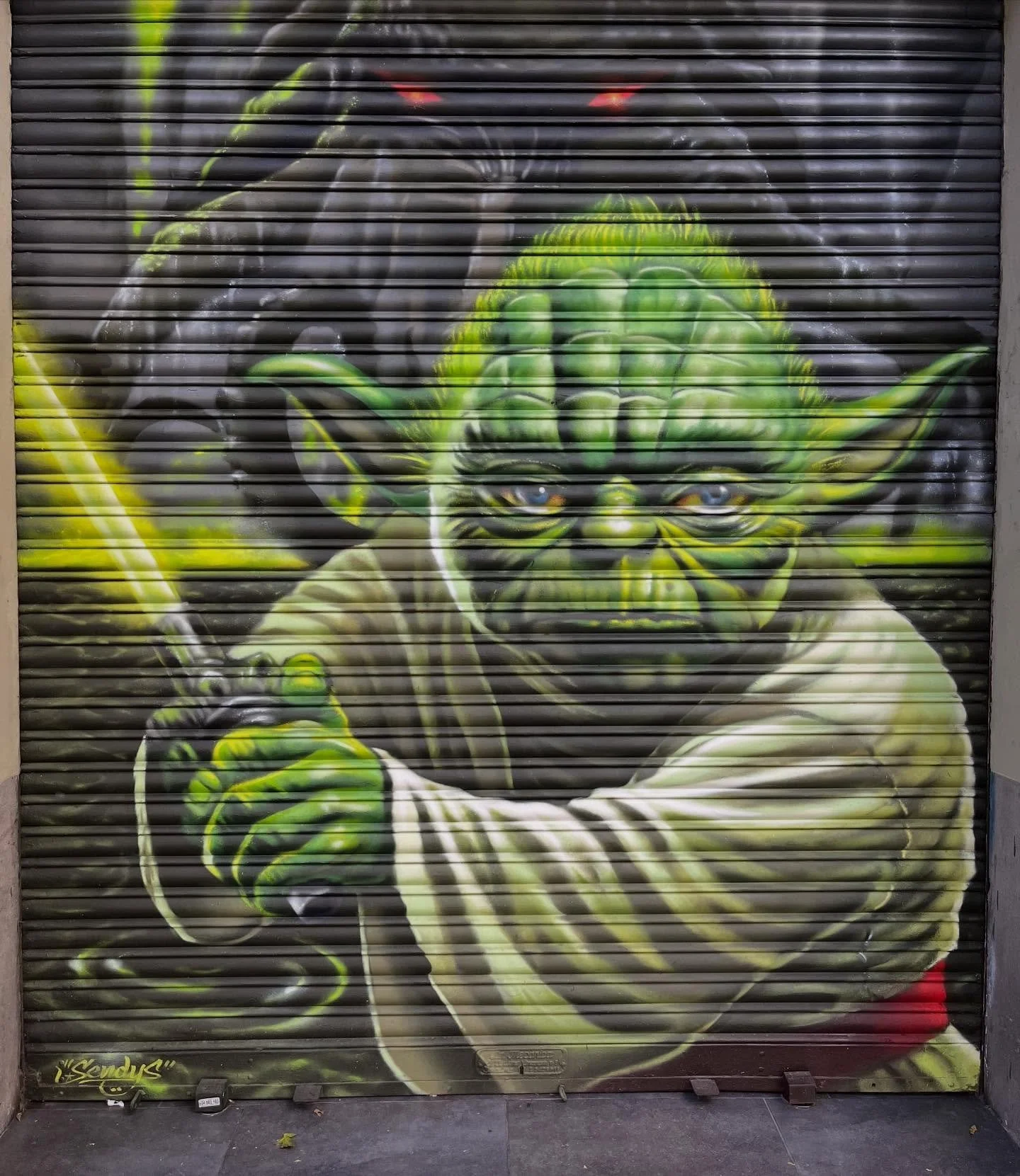 #sendys #streetart #bcnstreetart #streetartbarcelona #spraypaintart #spraypaintbarcelona #urbanart #urbanartist #barcelonastreetart #arteenlascalles #bcnstreetstyle #bcnstreetstyletour #arteurba #barcelonastreetstyletour #barcelonastreetstyletour.com