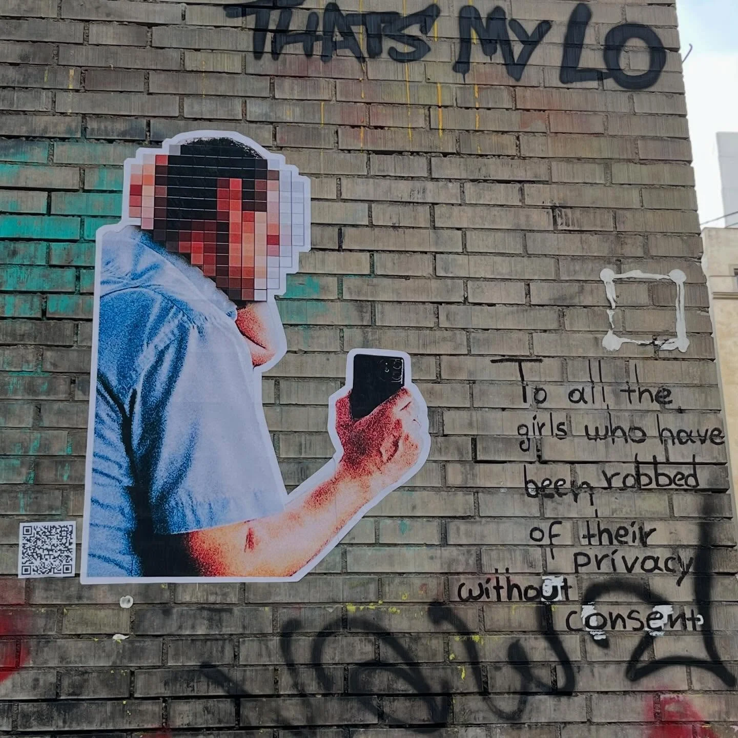 #streetart #bcnstreetart #streetartbarcelona #spraypaintart #spraypaintbarcelona #urbanart #urbanartist #barcelonastreetart #arteenlascalles #bcnstreetstyle #bcnstreetstyletour #arteurba #barcelonastreetstyletour #barcelonastreetstyletour.com #street