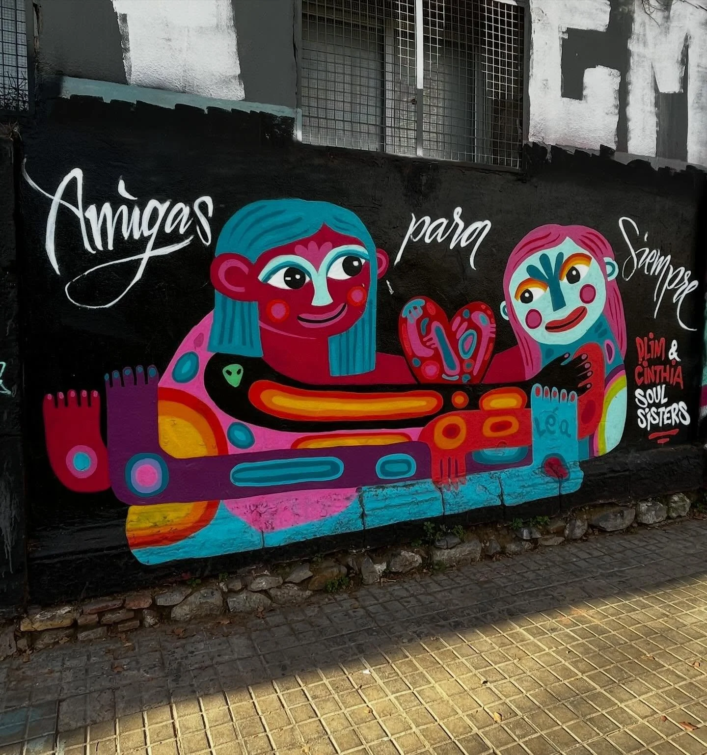 @plim #streetart #barcelonastreetart #barcelonastreetstyletour #streetarttourbarcelona #barcelonastreetarttour