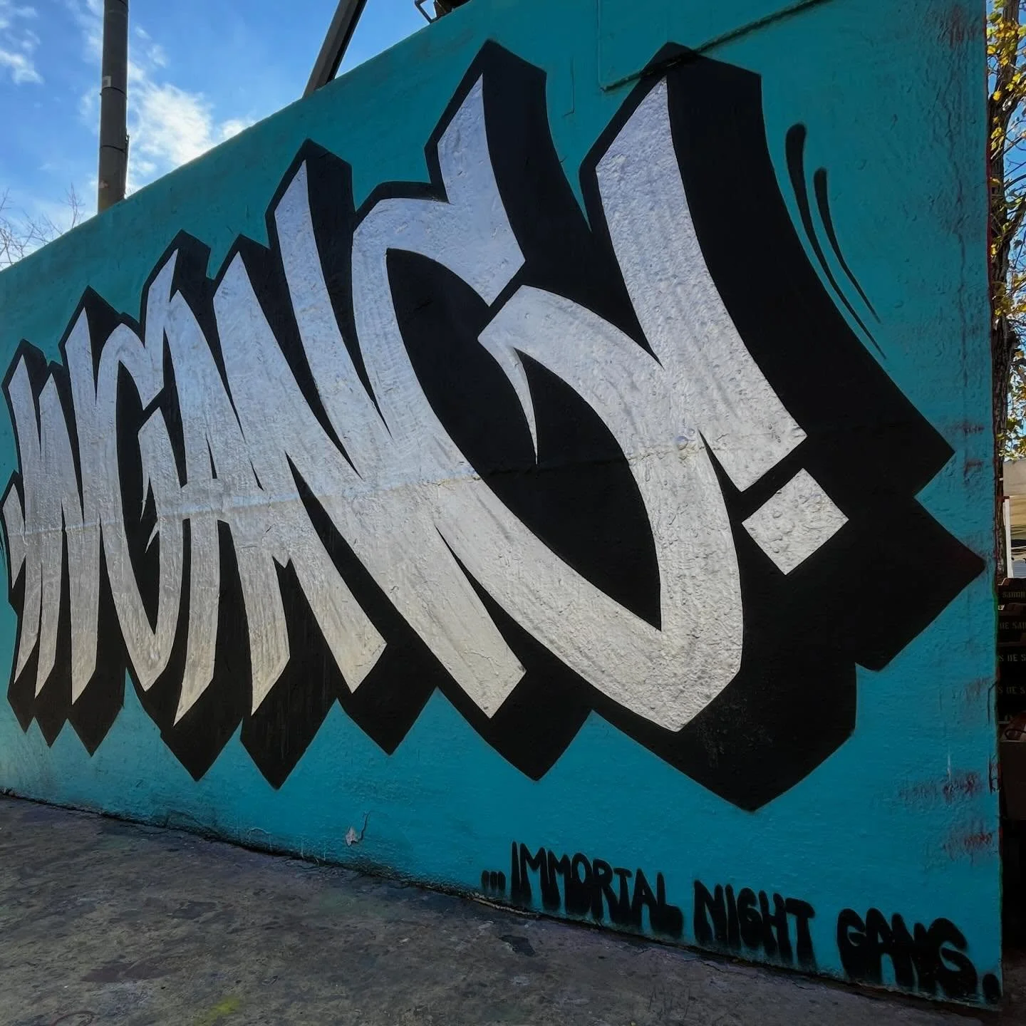 #graffiti #barcelonastreetart #barcelonastreetstyletour #streetarttourbarcelona #barcelonastreetarttour