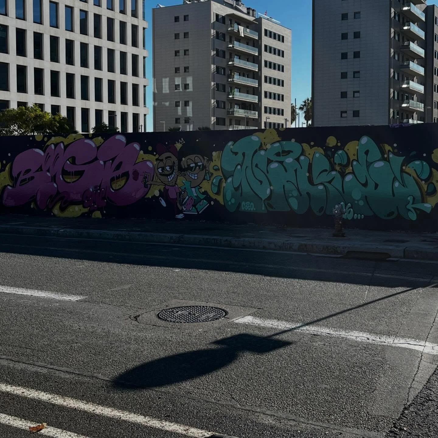 #streetart #barcelonastreetart #barcelonastreetstyletour #streetarttourbarcelona #barcelonastreetarttour