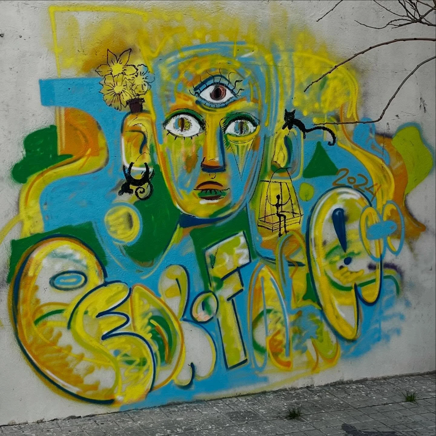 #streetart #barcelonastreetart #barcelonastreetstyletour #streetarttourbarcelona #barcelonastreetarttour