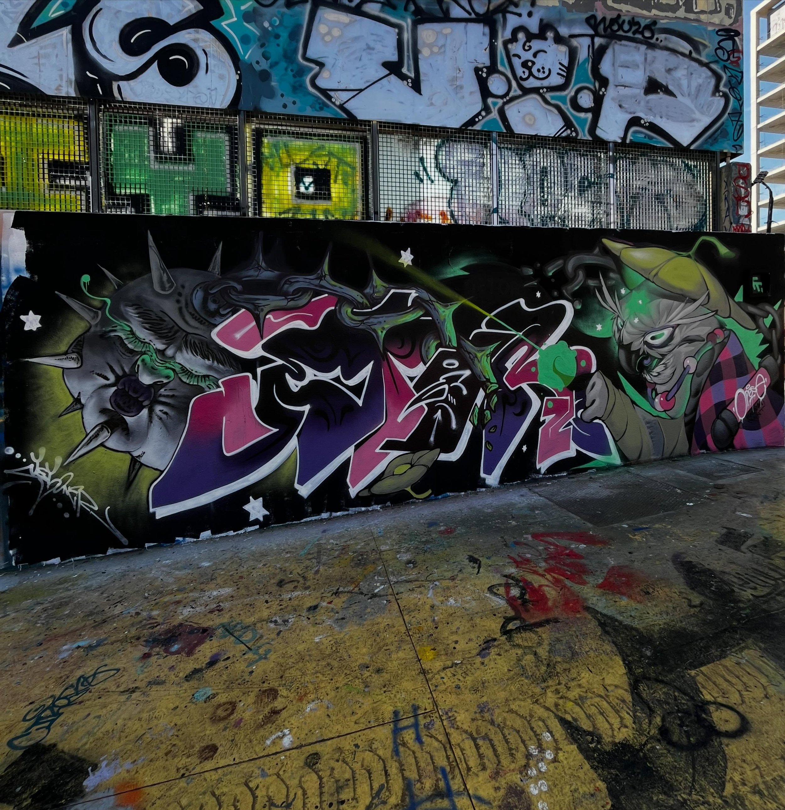 #graffiti #barcelonastreetart #barcelonastreetstyletour #streetarttourbarcelona #barcelonastreetarttour