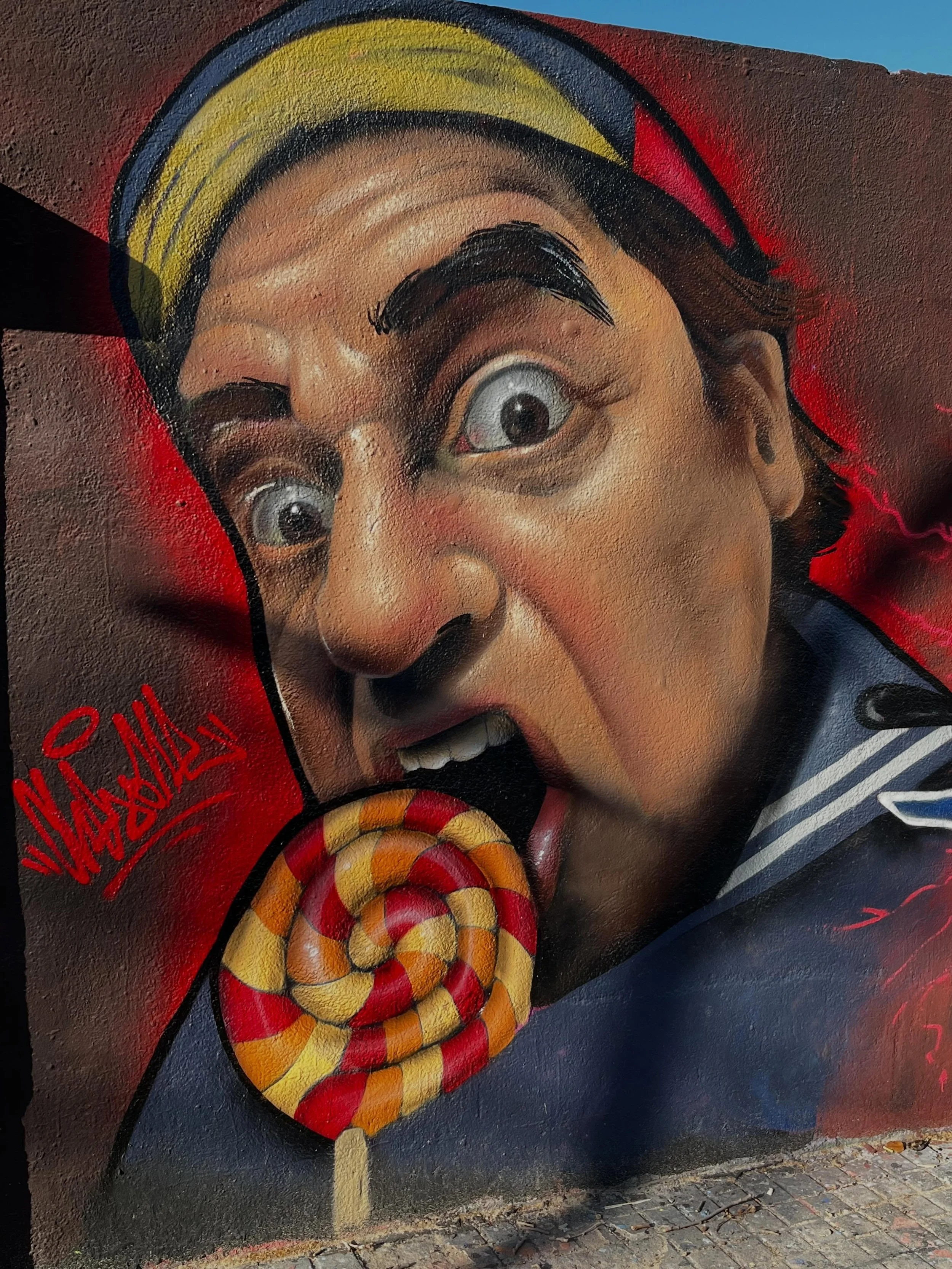 #streetart #barcelonastreetart #barcelonastreetstyletour #streetarttourbarcelona #barcelonastreetarttour