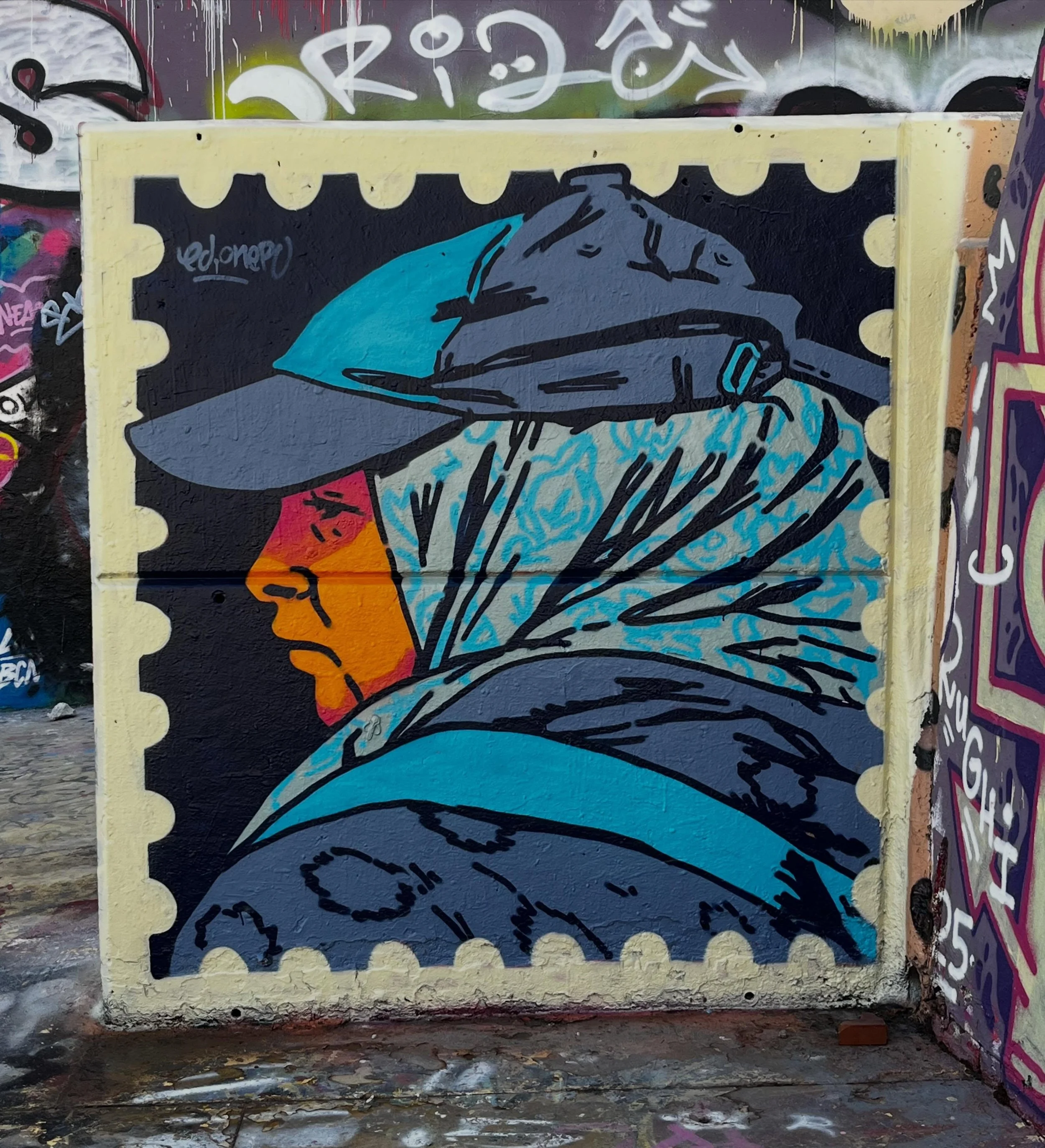 @ed.oner #streetart #barcelonastreetart #barcelonastreetstyletour #streetarttourbarcelona #barcelonastreetarttour