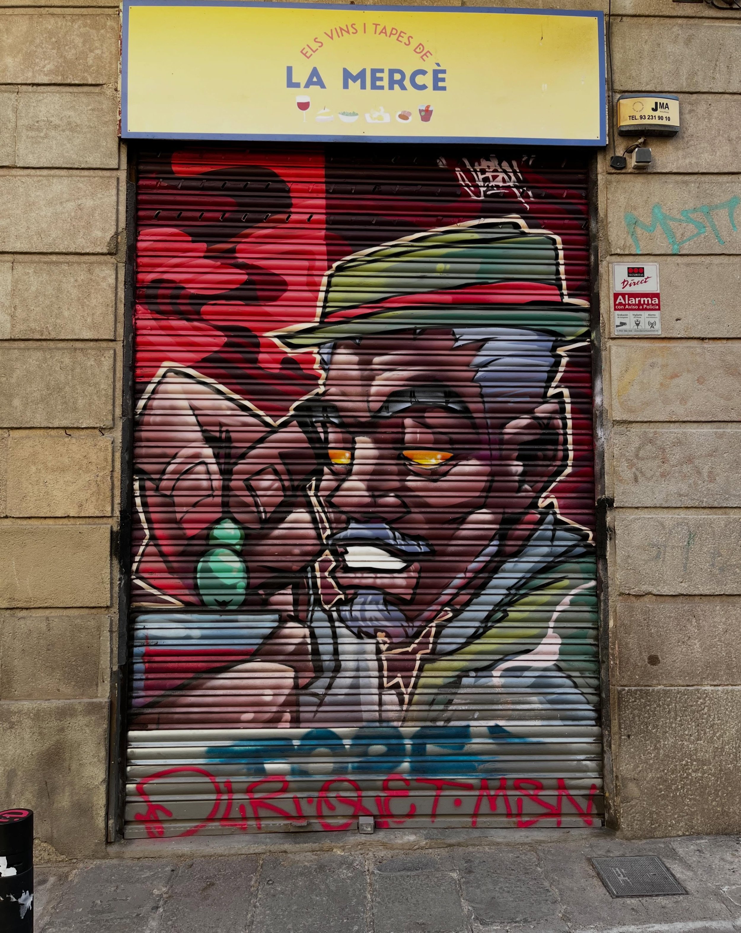 @jebaldn #streetart #barcelonastreetart #barcelonastreetstyletour #streetarttourbarcelona #barcelonastreetarttour
