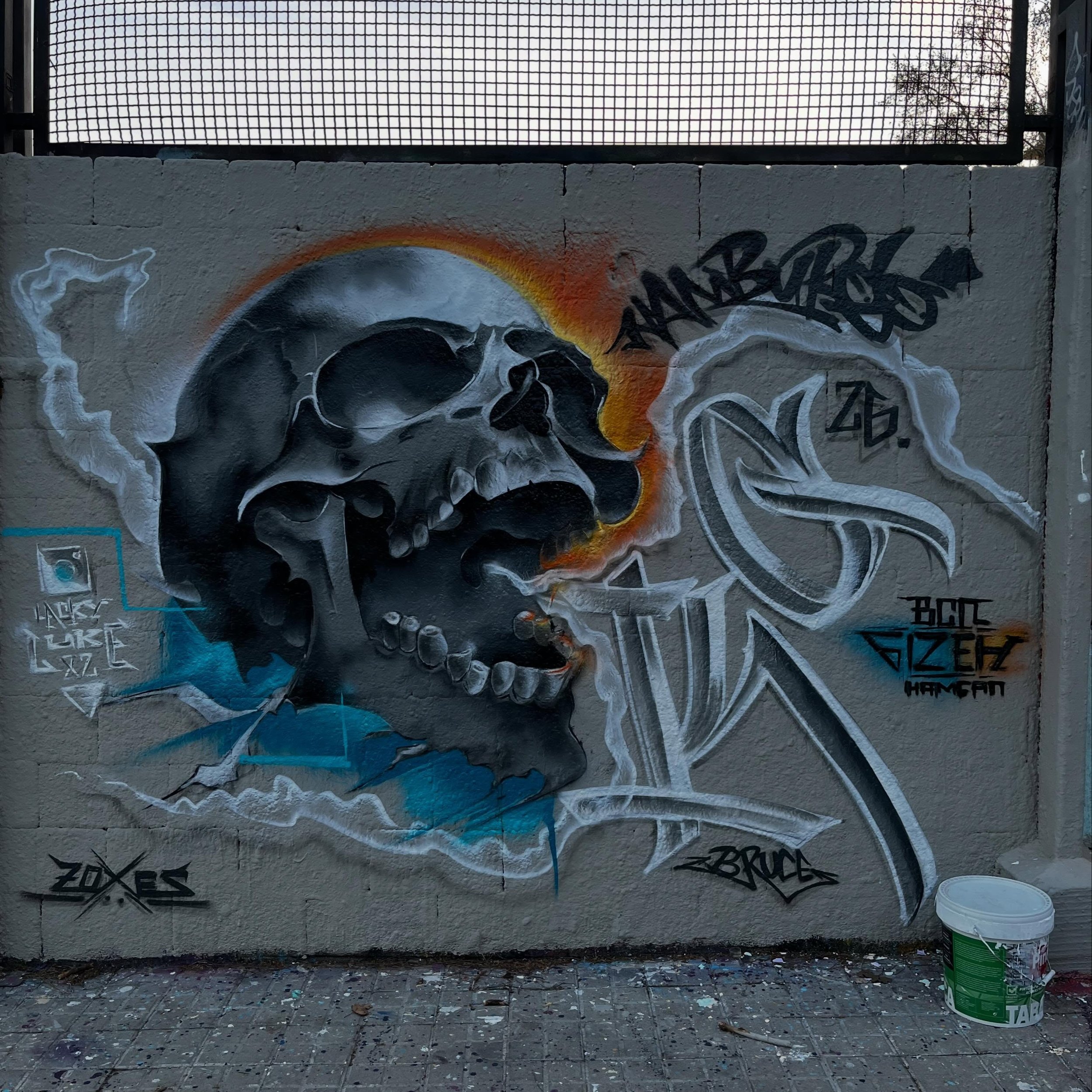 #streetart #barcelonastreetart #barcelonastreetstyletour #streetarttourbarcelona #barcelonastreetarttour
