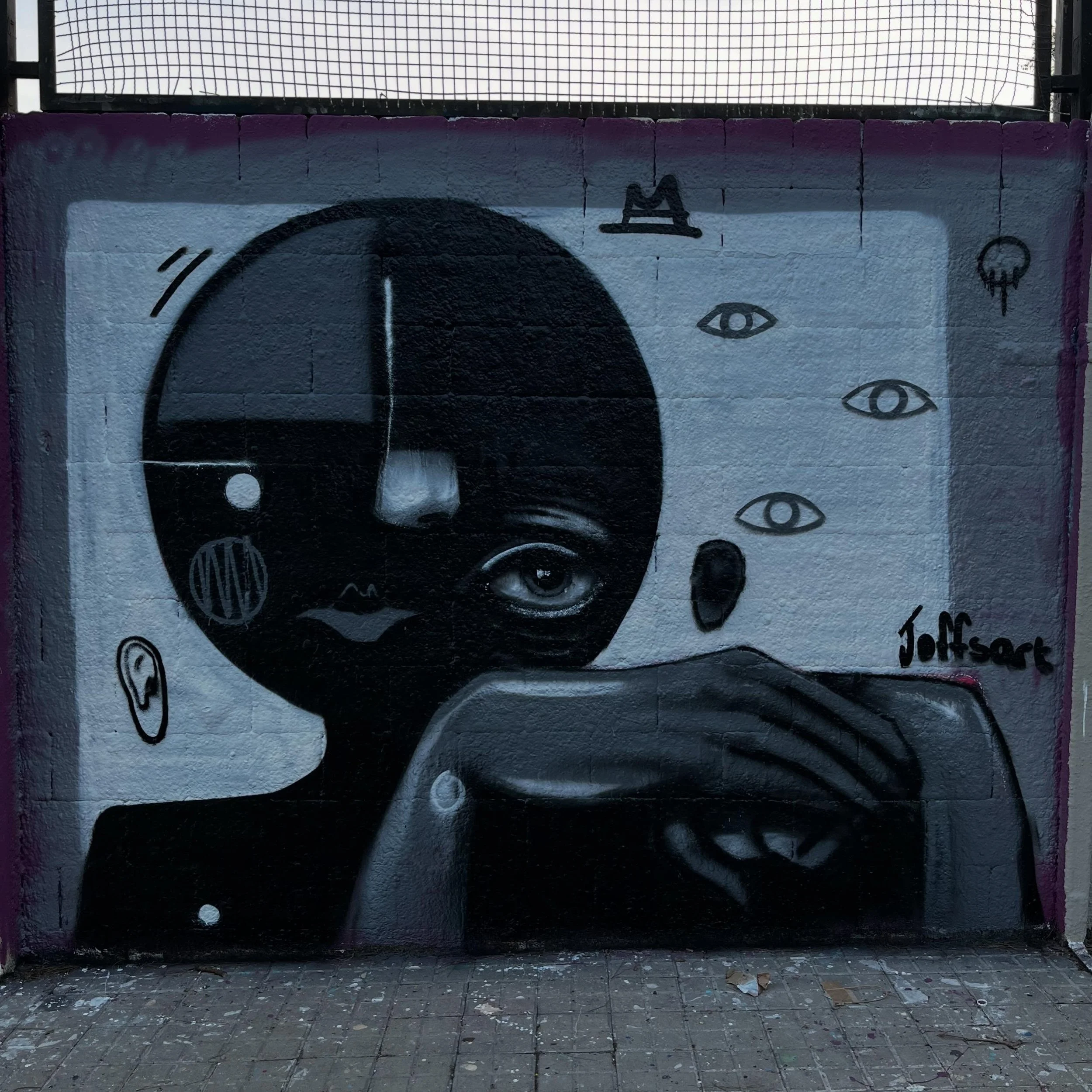 #streetart #barcelonastreetart #barcelonastreetstyletour #streetarttourbarcelona #barcelonastreetarttour