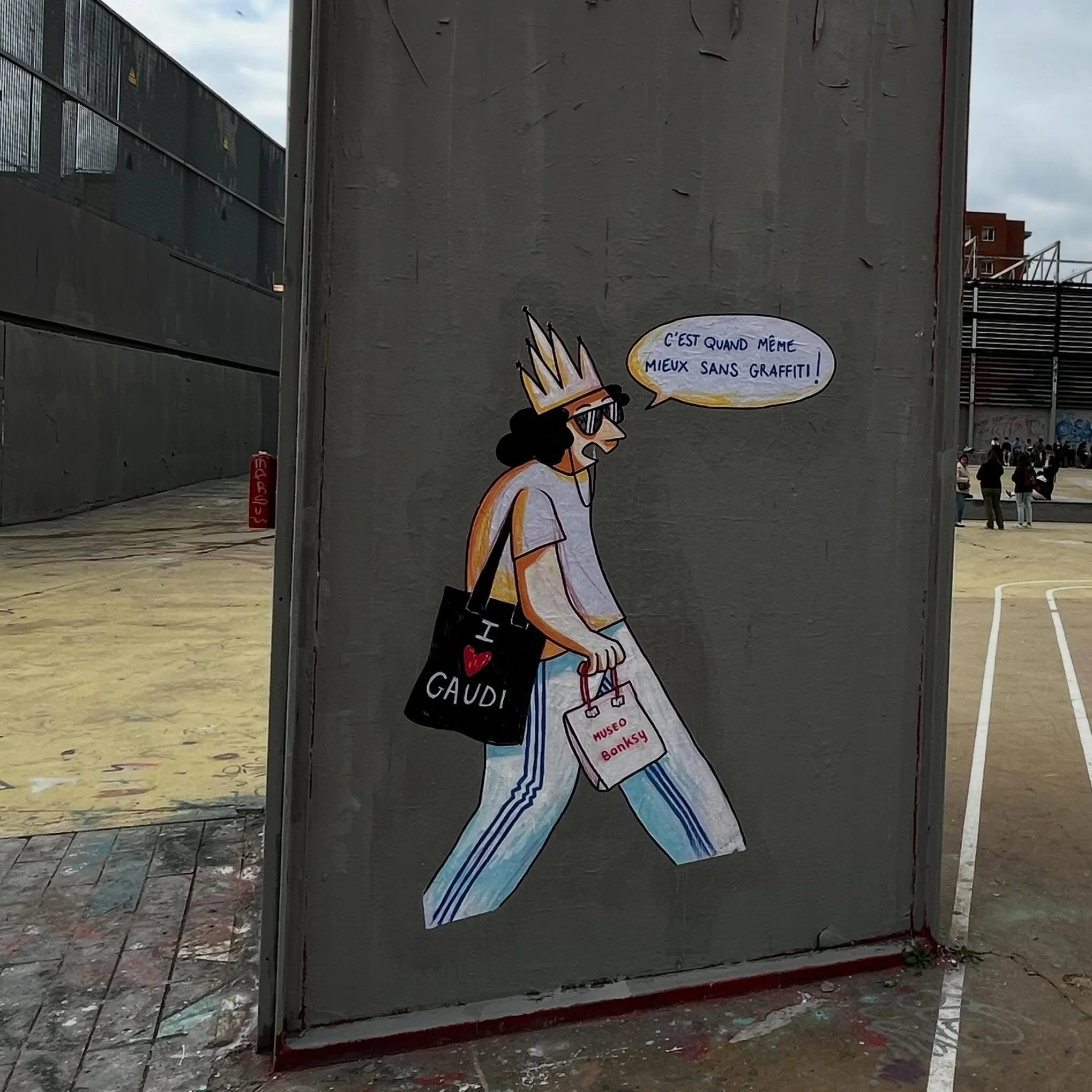 #streetart #barcelonastreetart #barcelonastreetstyletour #streetarttourbarcelona #barcelonastreetarttour