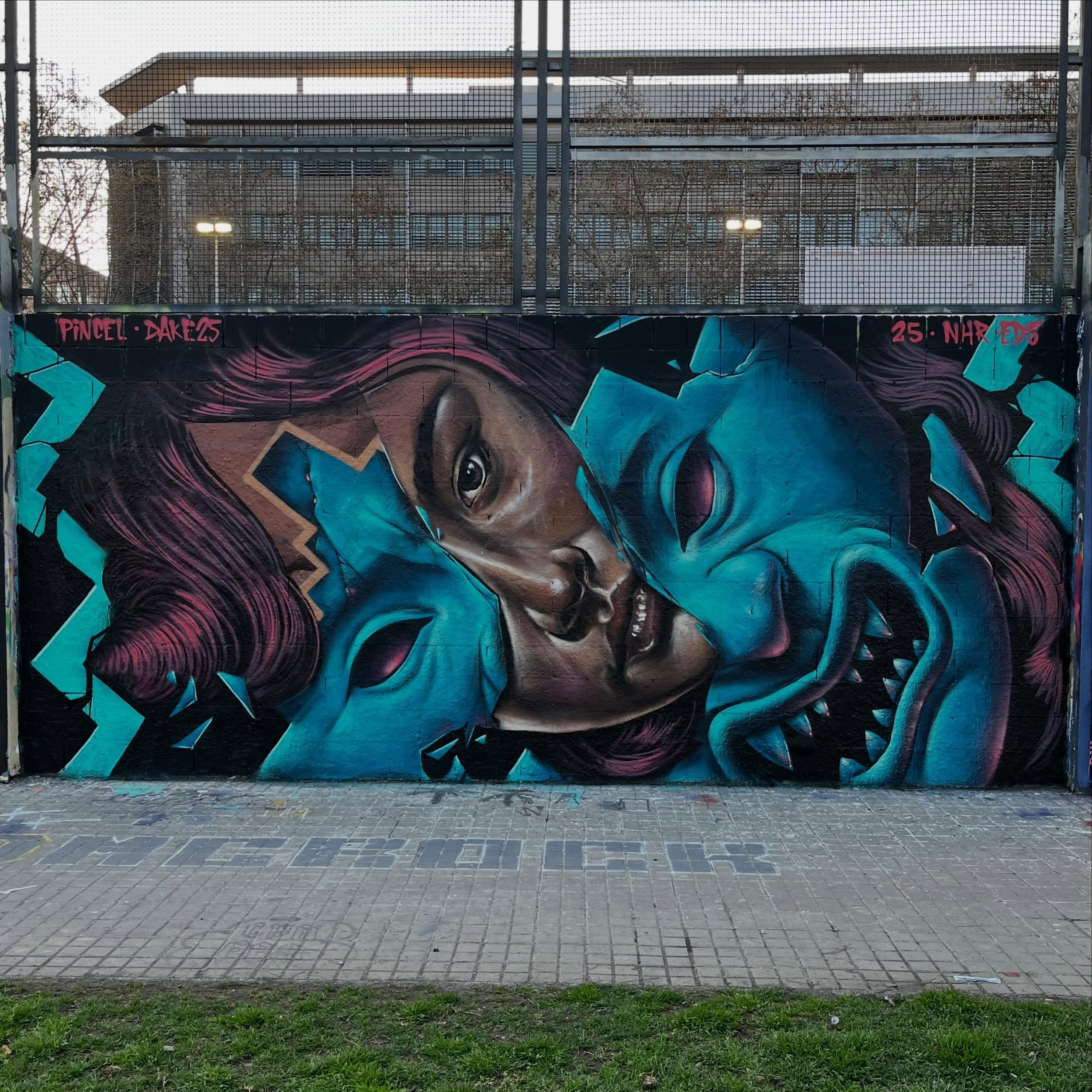 @felipepincel_art  #streetart #barcelonastreetart #barcelonastreetstyletour #streetarttourbarcelona #barcelonastreetarttour