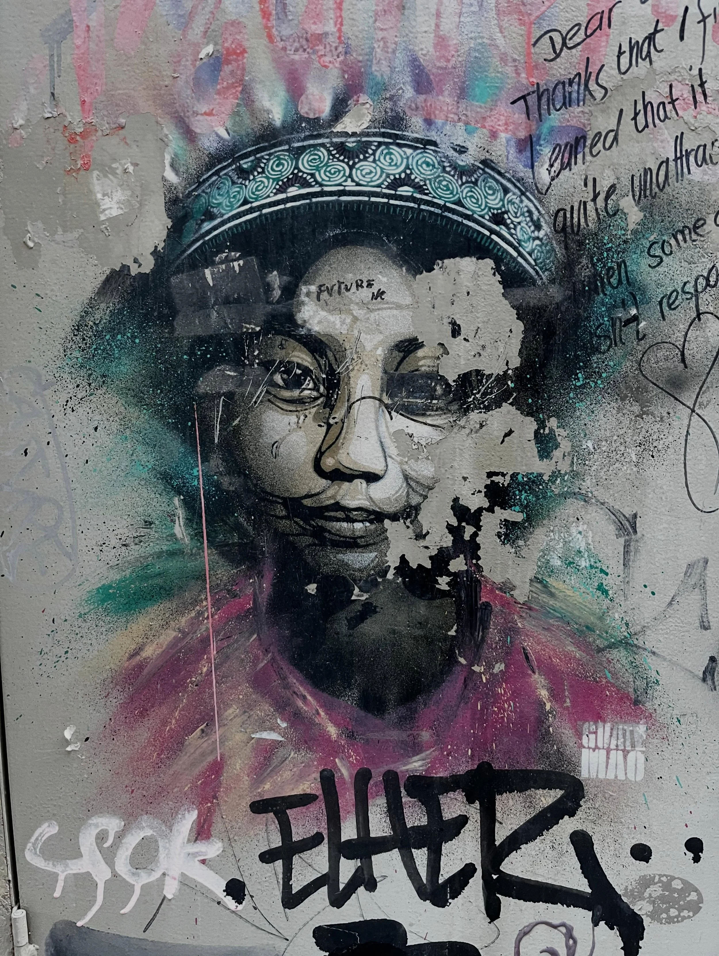 @guate.mao #streetart #barcelonastreetart #barcelonastreetstyletour #streetarttourbarcelona #barcelonastreetarttour