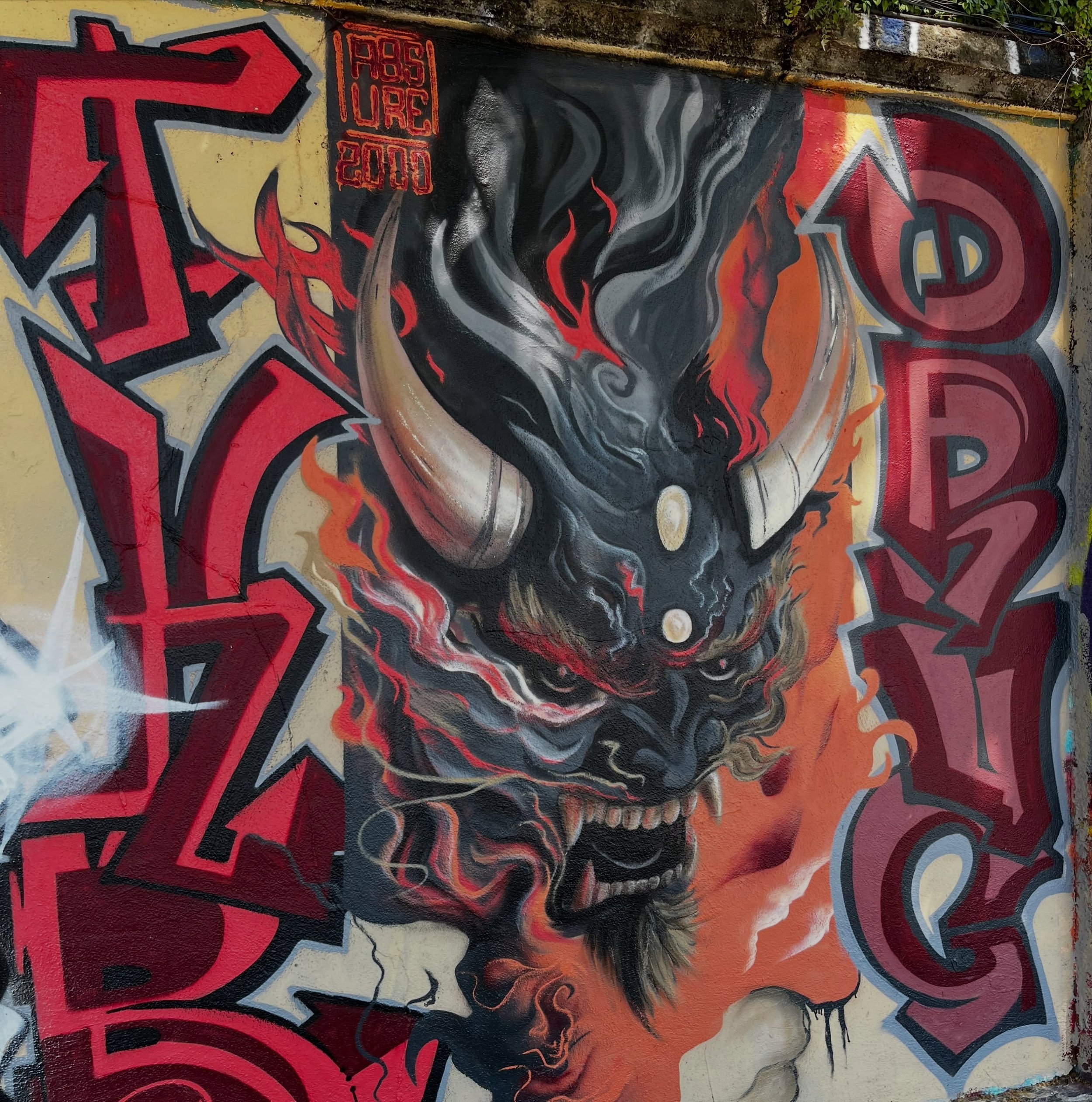 @absure2000_sac_156_tsf_cpa_tkb #streetart #barcelonastreetart #barcelonastreetstyletour #streetarttourbarcelona #barcelonastreetarttour