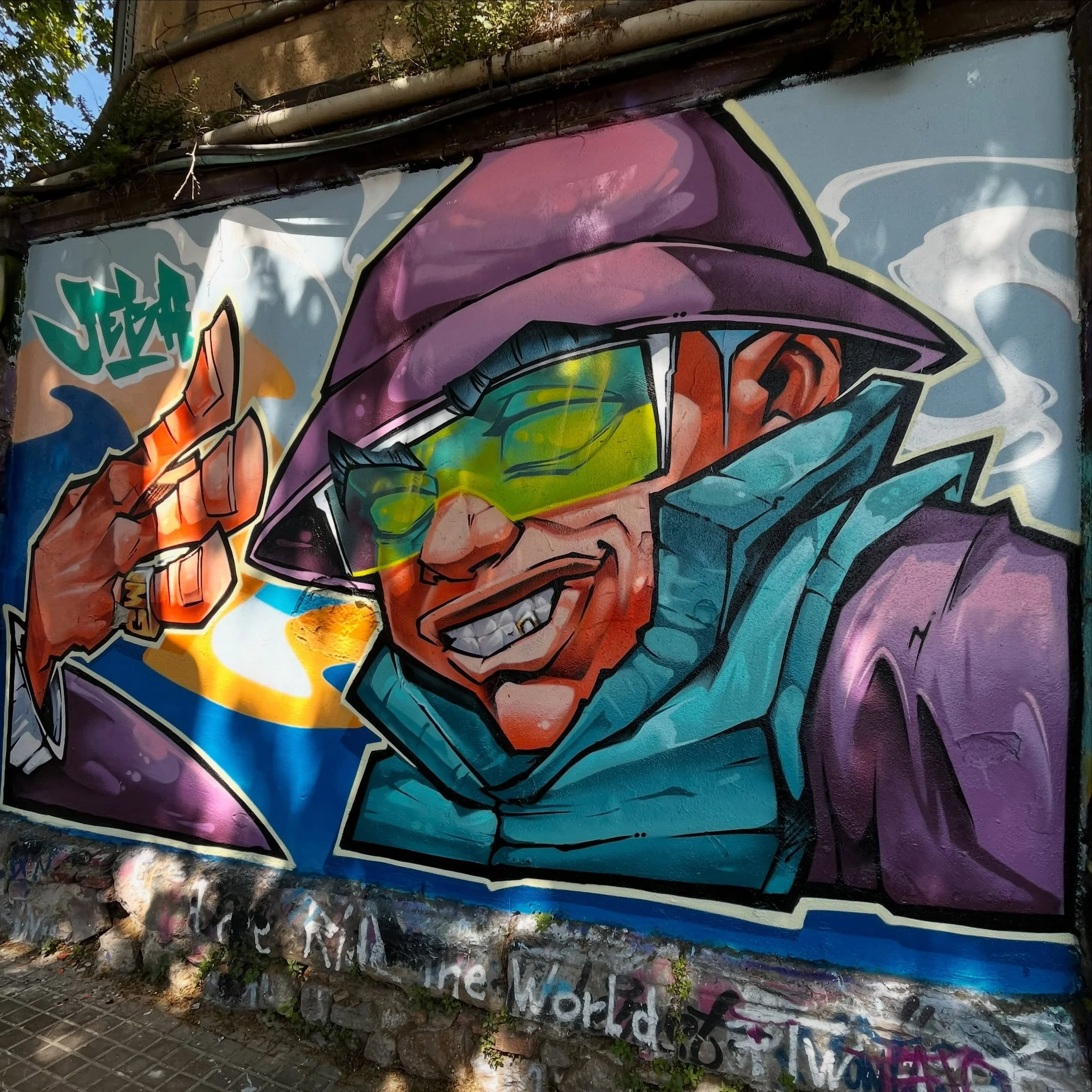 @jebaldn #streetart #barcelonastreetart #barcelonastreetstyletour #streetarttourbarcelona #barcelonastreetarttour