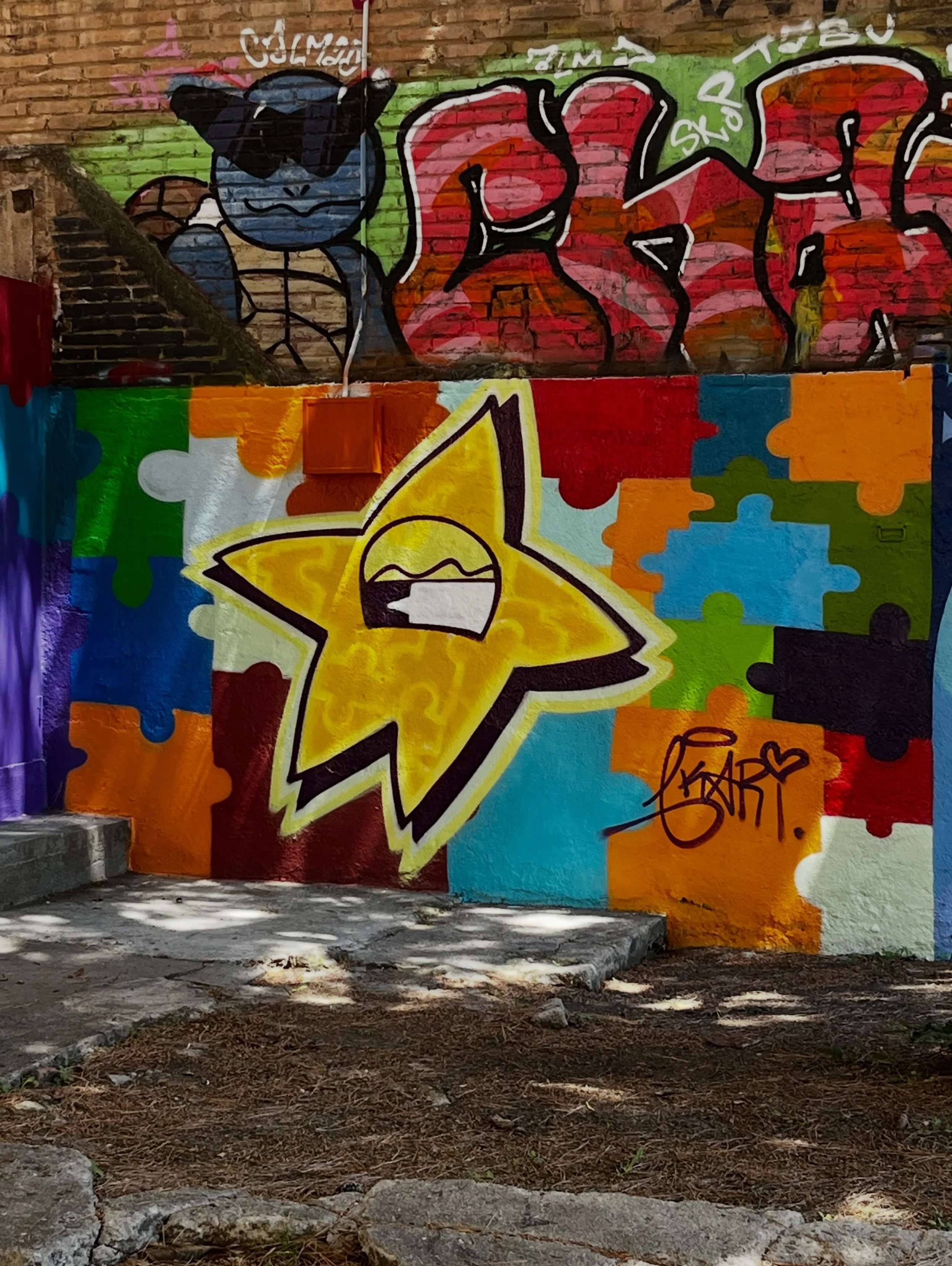 @solounacto #streetart #barcelonastreetart #barcelonastreetstyletour #streetarttourbarcelona #barcelonastreetarttour