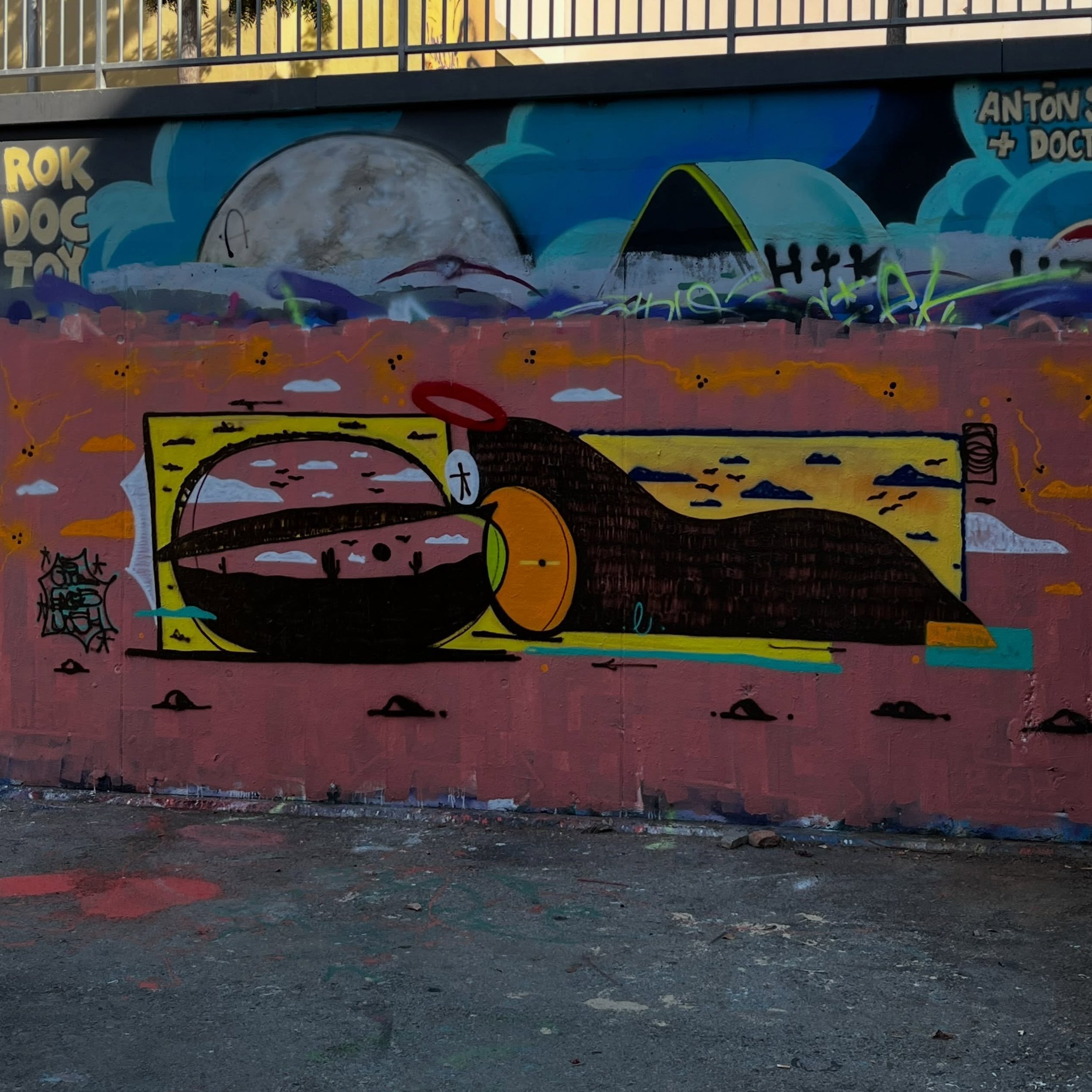 #streetart #barcelonastreetart #barcelonastreetstyletour #streetarttourbarcelona #barcelonastreetarttour