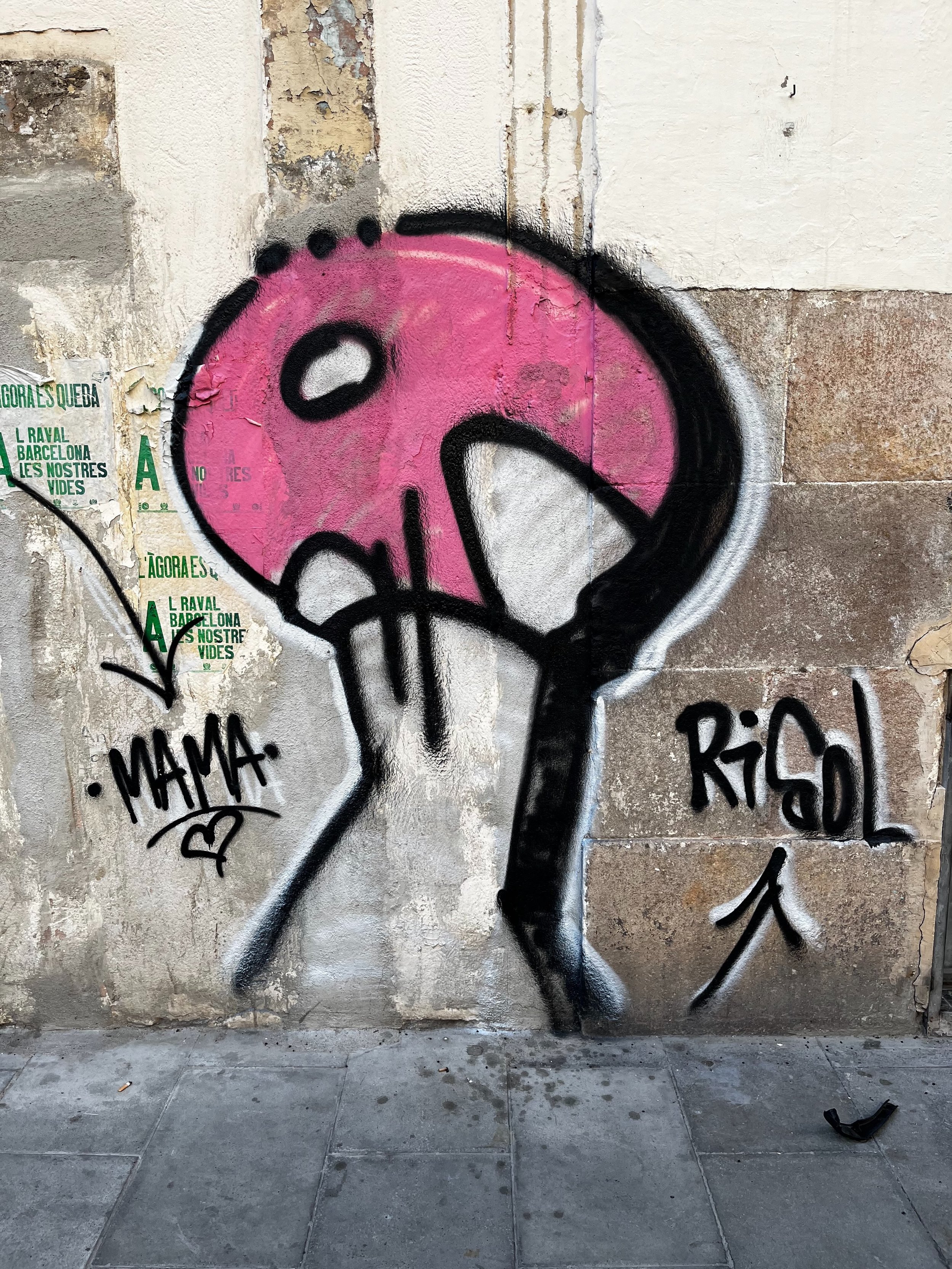 @setabcn #graffiti #barcelonastreetart #barcelonastreetstyletour #streetarttourbarcelona #barcelonastreetarttour