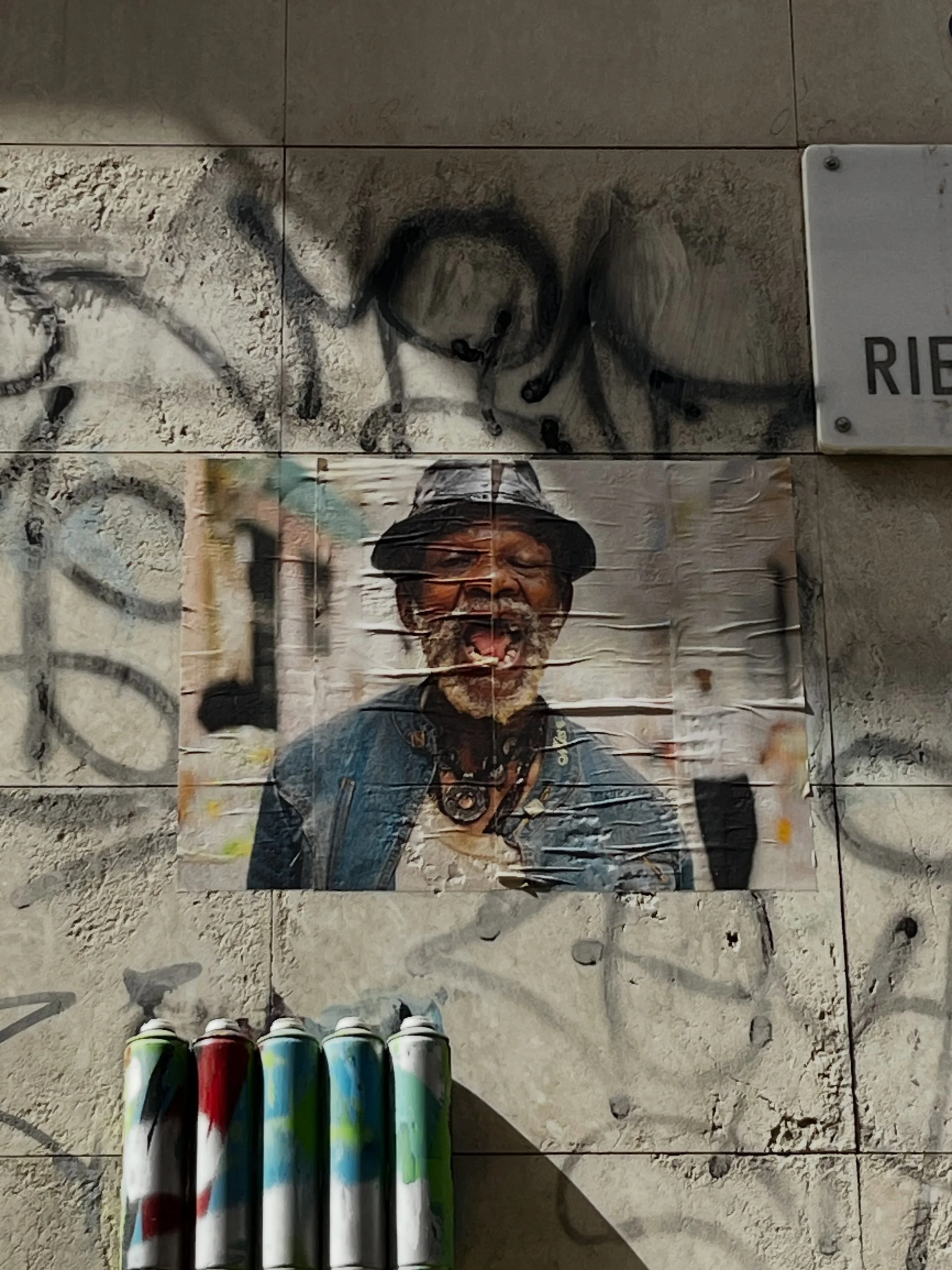 #streetart #barcelonastreetart #barcelonastreetstyletour #streetarttourbarcelona #barcelonastreetarttour
