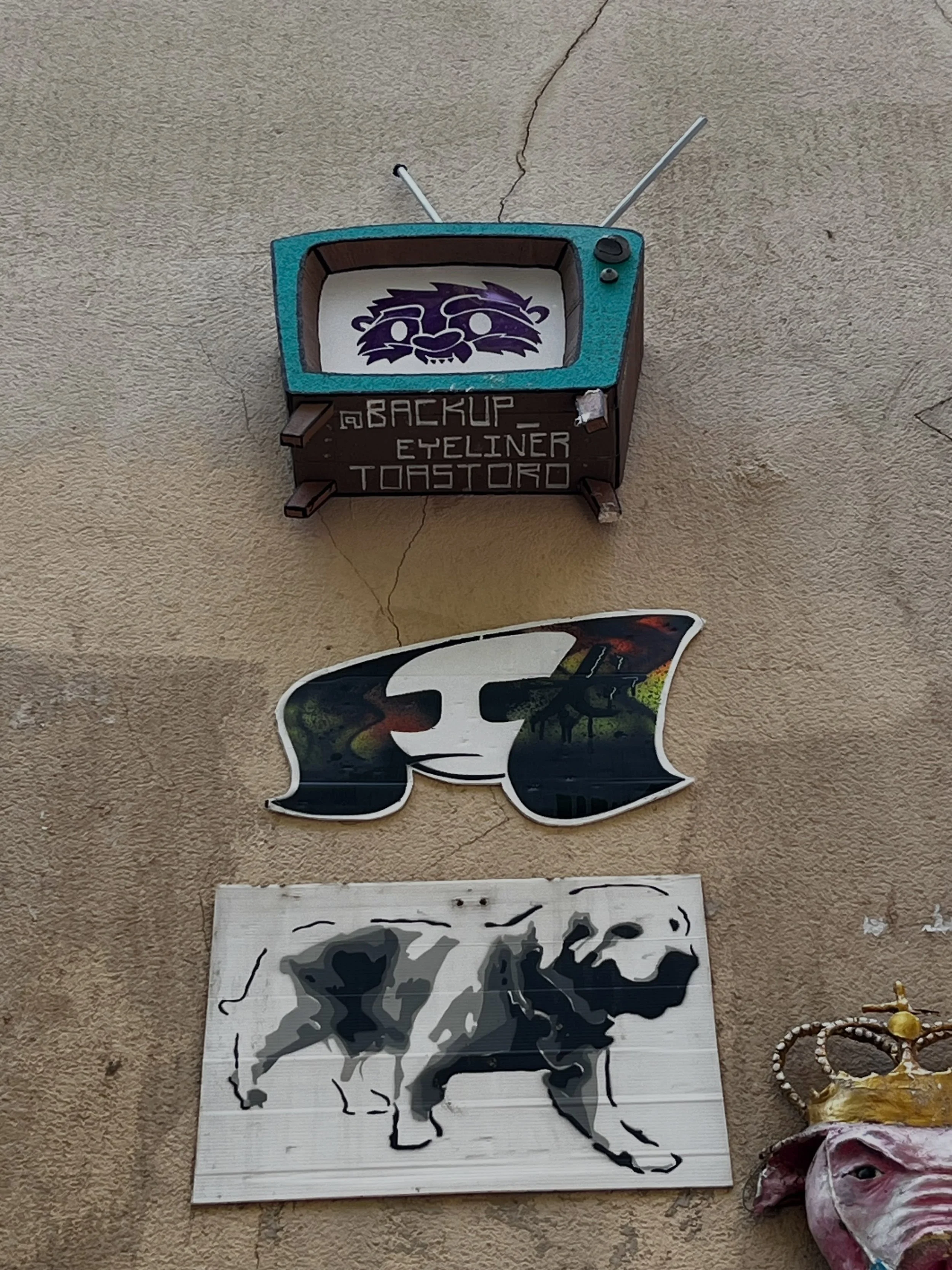 @backup_eyeliner @t0a5t0r0 @colp_one #streetart #barcelonastreetart #barcelonastreetstyletour #streetarttourbarcelona #barcelonastreetarttour