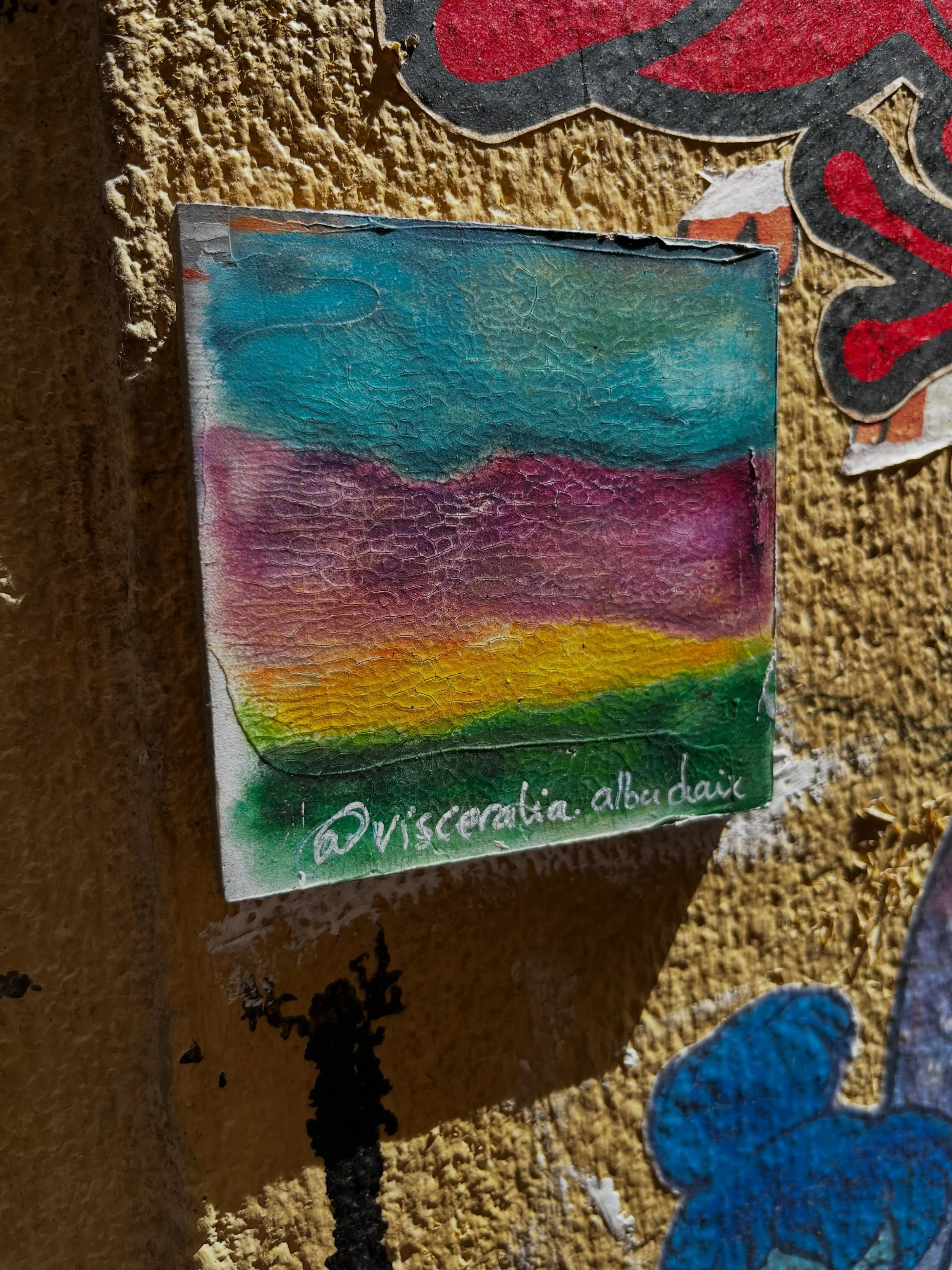 @visceralia.albadaix #streetart #barcelonastreetart #barcelonastreetstyletour #streetarttourbarcelona #barcelonastreetarttour