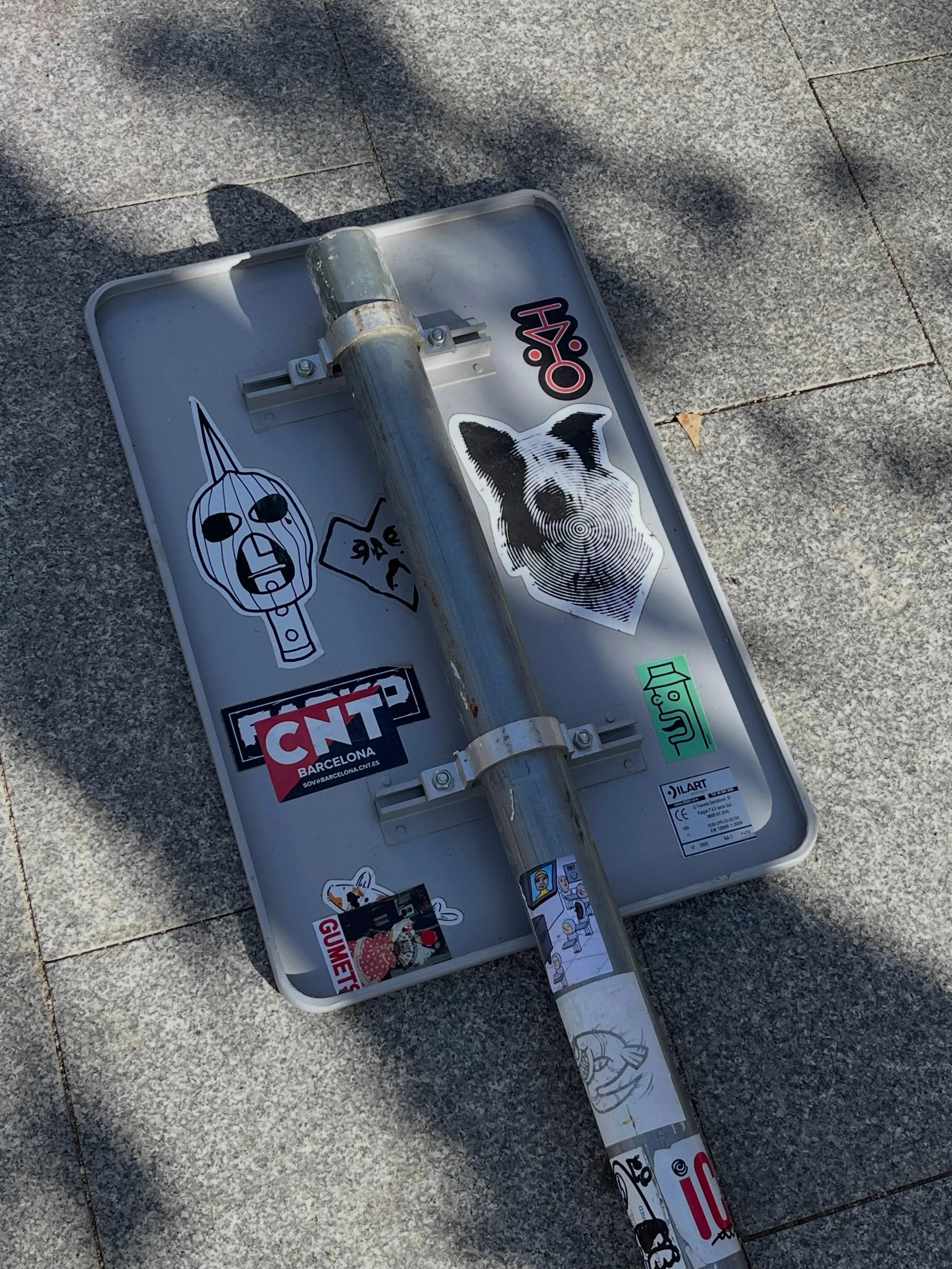 #streetart #barcelonastreetart #barcelonastreetstyletour #streetarttourbarcelona #barcelonastreetarttour