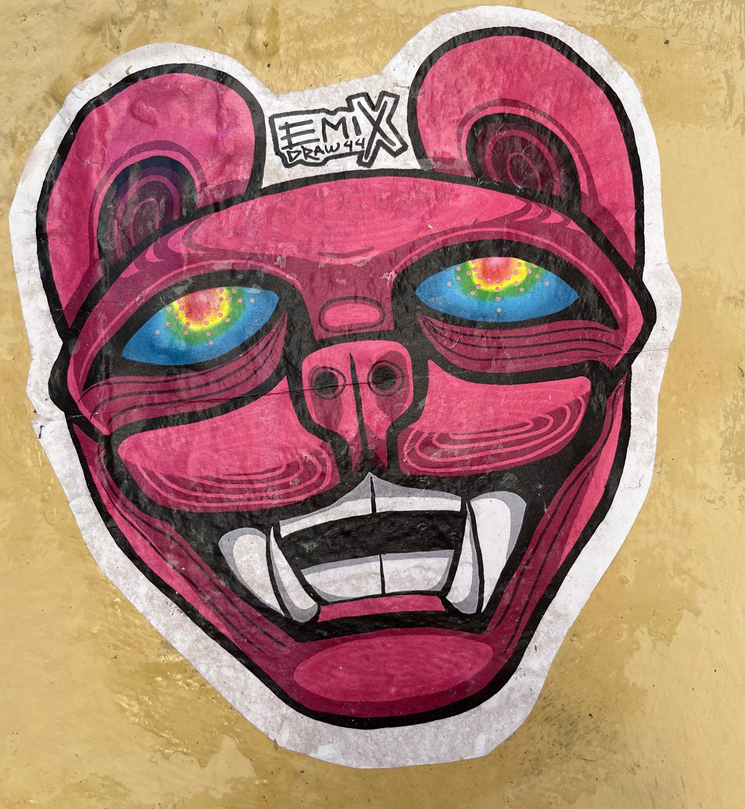 @emix_draw44 #streetart #barcelonastreetart #barcelonastreetstyletour #streetarttourbarcelona #barcelonastreetarttour