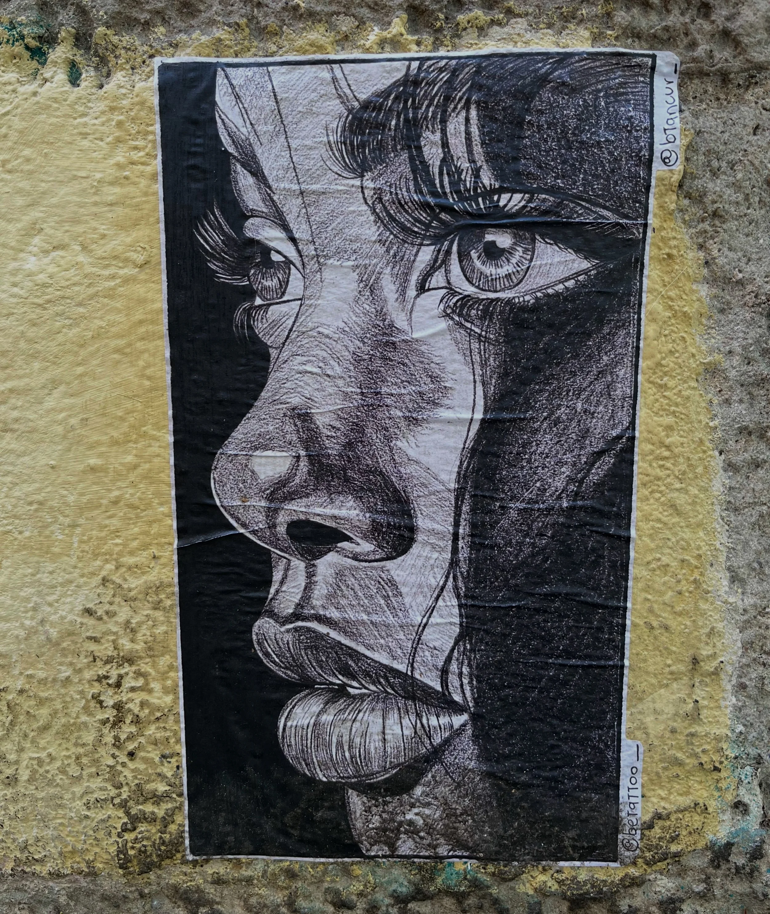 @btancur_ #streetart #barcelonastreetart #barcelonastreetstyletour #streetarttourbarcelona #barcelonastreetarttour
