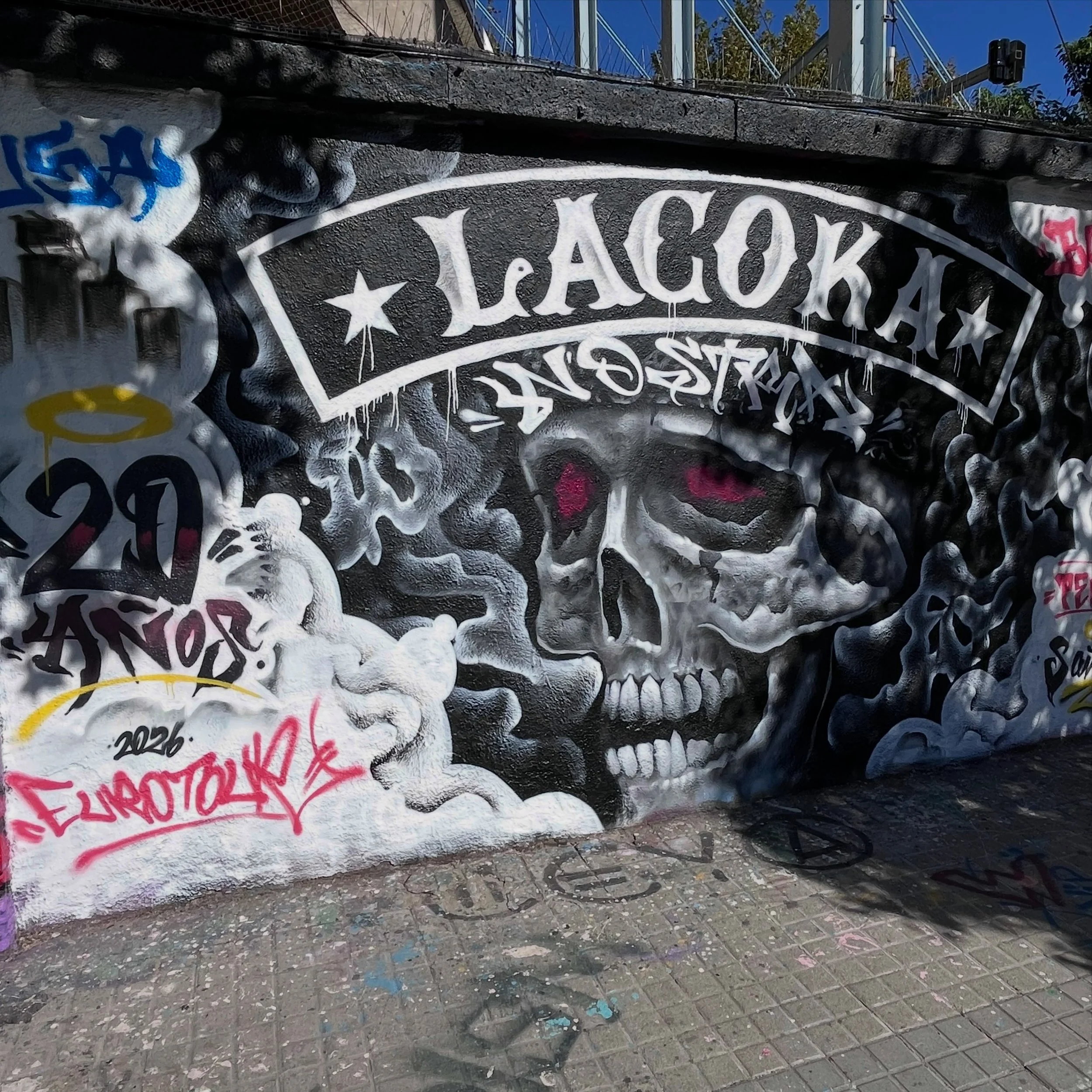 #streetart #barcelonastreetart #barcelonastreetstyletour #streetarttourbarcelona #barcelonastreetarttour
