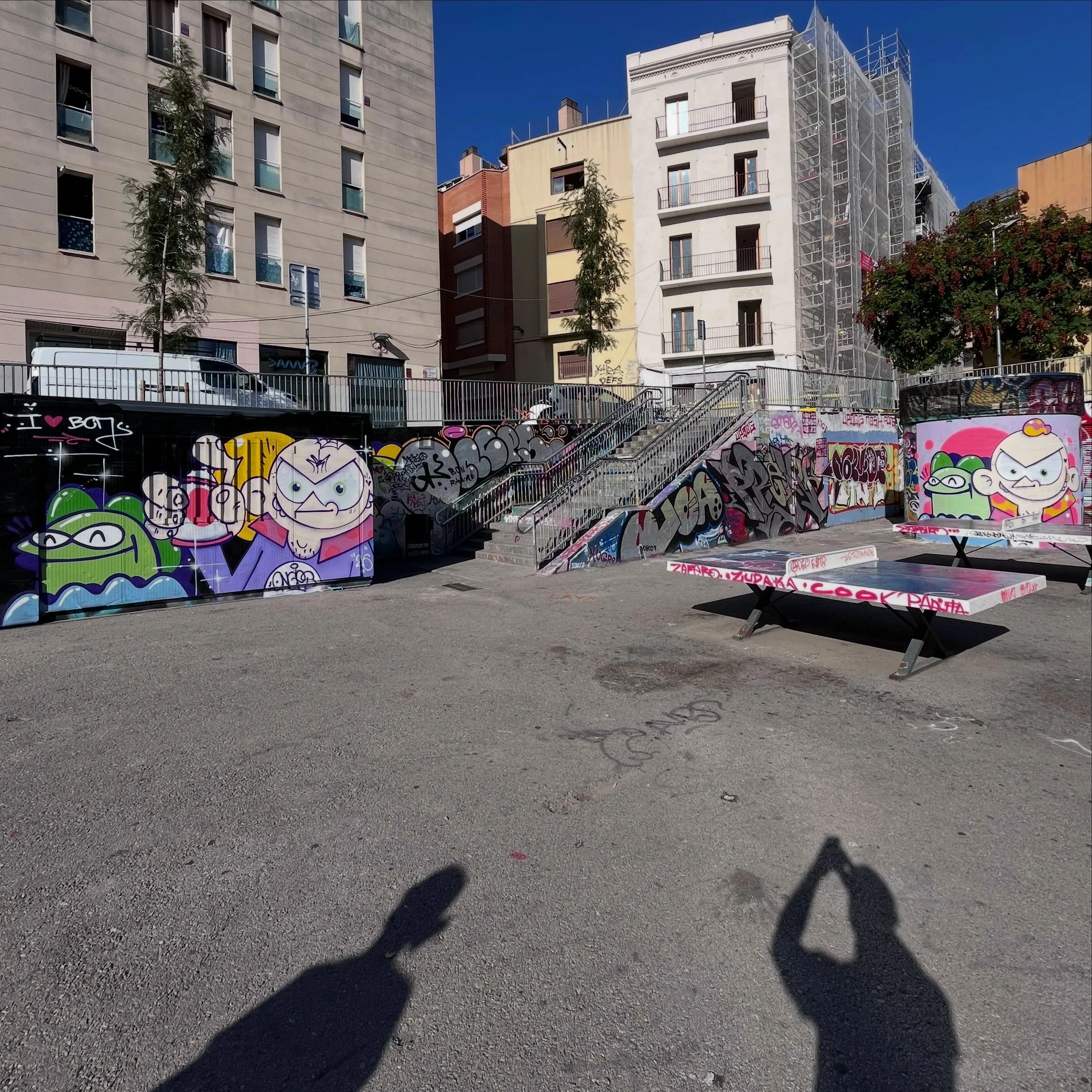 @oncps @chris.god85 #streetart #barcelonastreetart #barcelonastreetstyletour #streetarttourbarcelona #barcelonastreetarttour