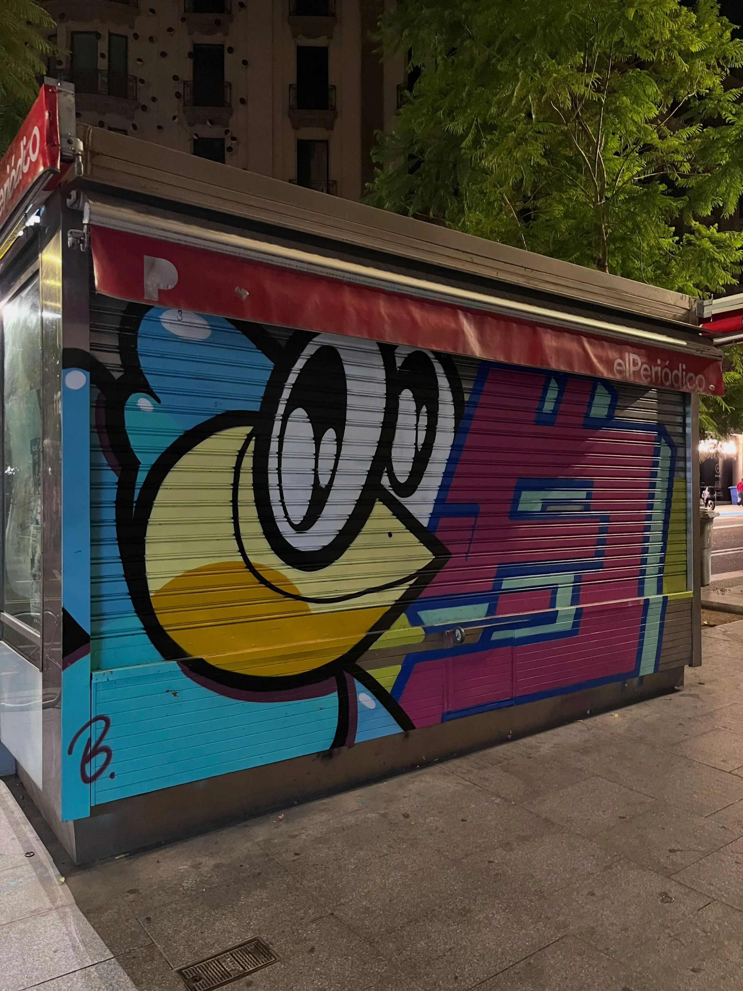 @birdiebcn @kenor1 #streetart #barcelonastreetart #barcelonastreetstyletour #streetarttourbarcelona #barcelonastreetarttour