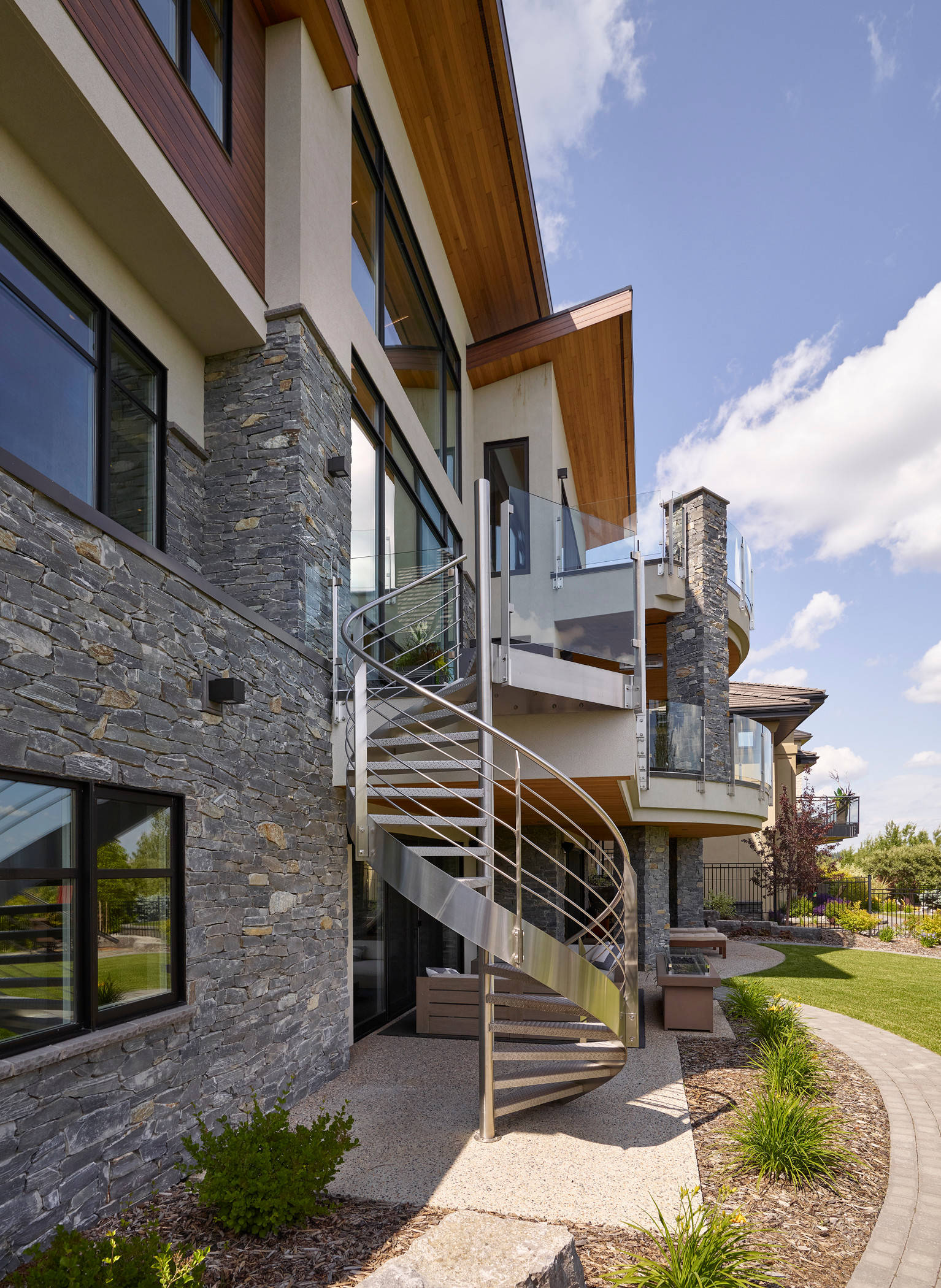 modern-exterior.jpg