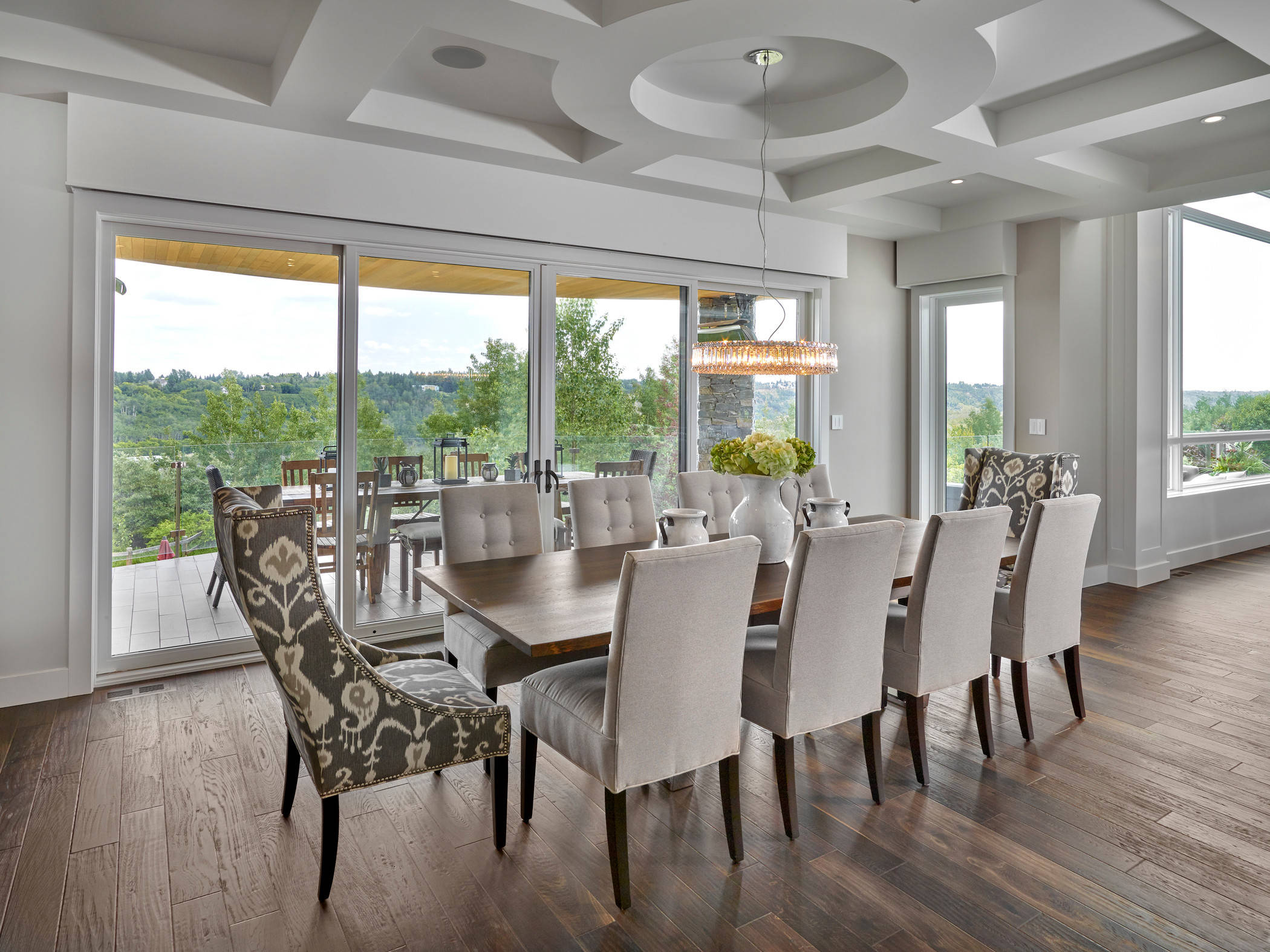 transitional-dining-room.jpg