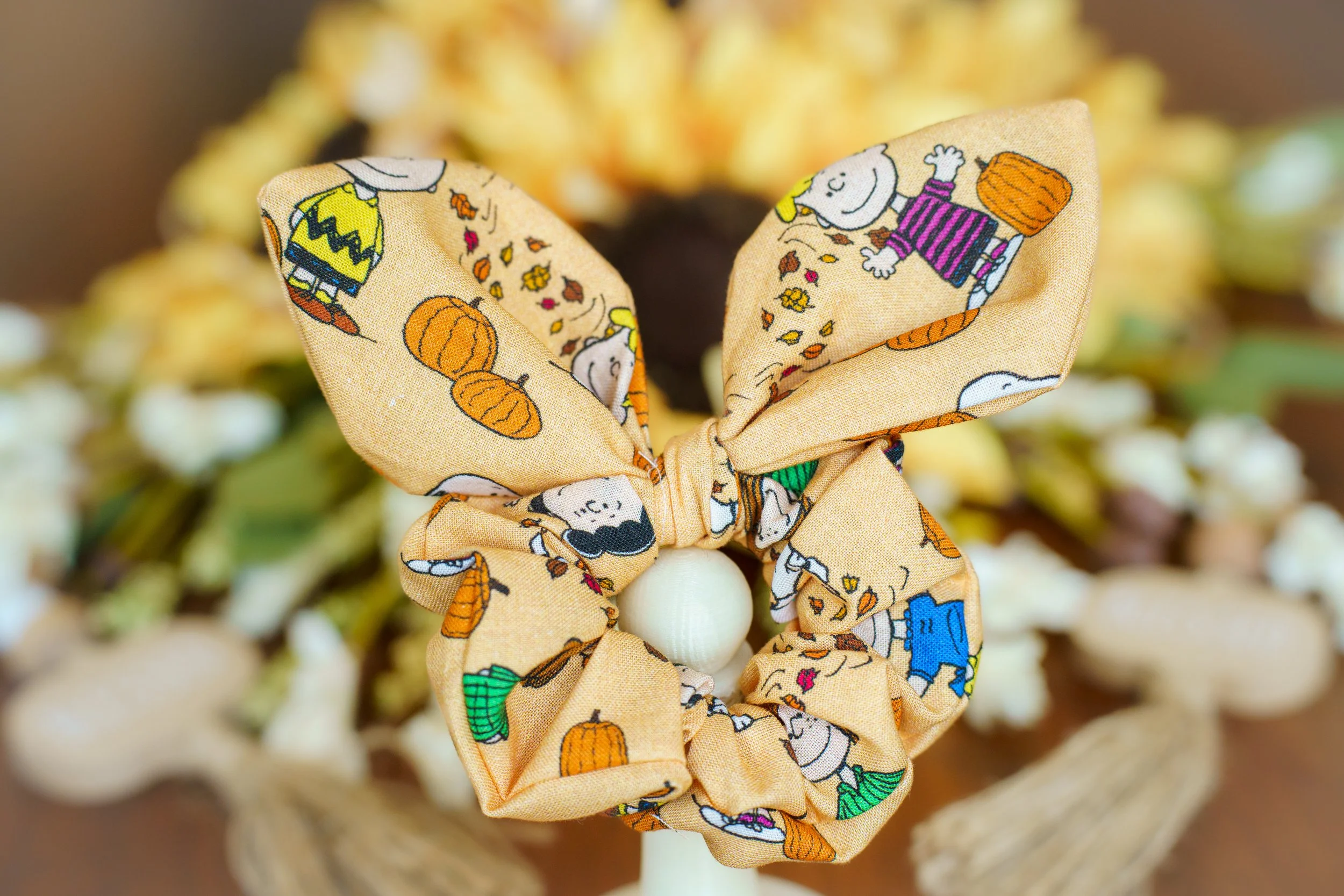 Fall 2025 Peanuts Crew Bow