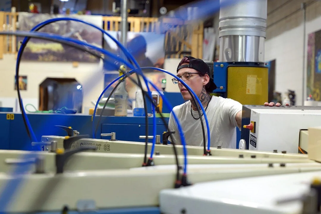 ALL-CANADIAN

We brought union values to Canadian screen printing, providing benefits, job security, and a fair workplace for our local team. Print &amp; Platen is built on respect &mdash; and we're proud of it!

#yeg #yegbusiness #screenprinters #sc