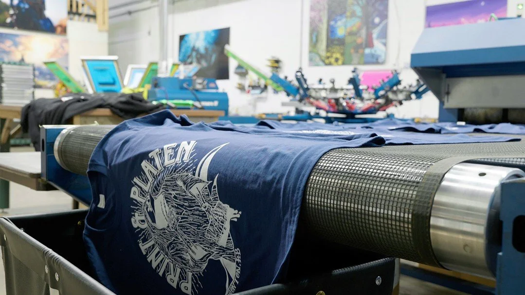 BUILDING STRONG

Print &amp; Platen founder Mark Thompson started in the trades, building skyscrapers out of steel. Now, he&rsquo;s dedicated to building our screen-printing business. Let us work for you!