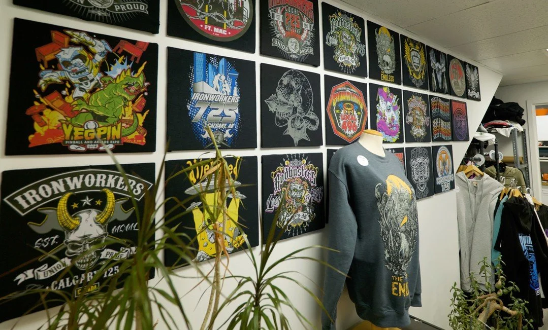 SWAG SOURCE

Festivals, events, corporate gatherings &mdash; we&rsquo;ve got swag for it all! Make your brand memorable with custom merchandise from Print and Platen. Let&rsquo;s chat about creating something unique for your next event.