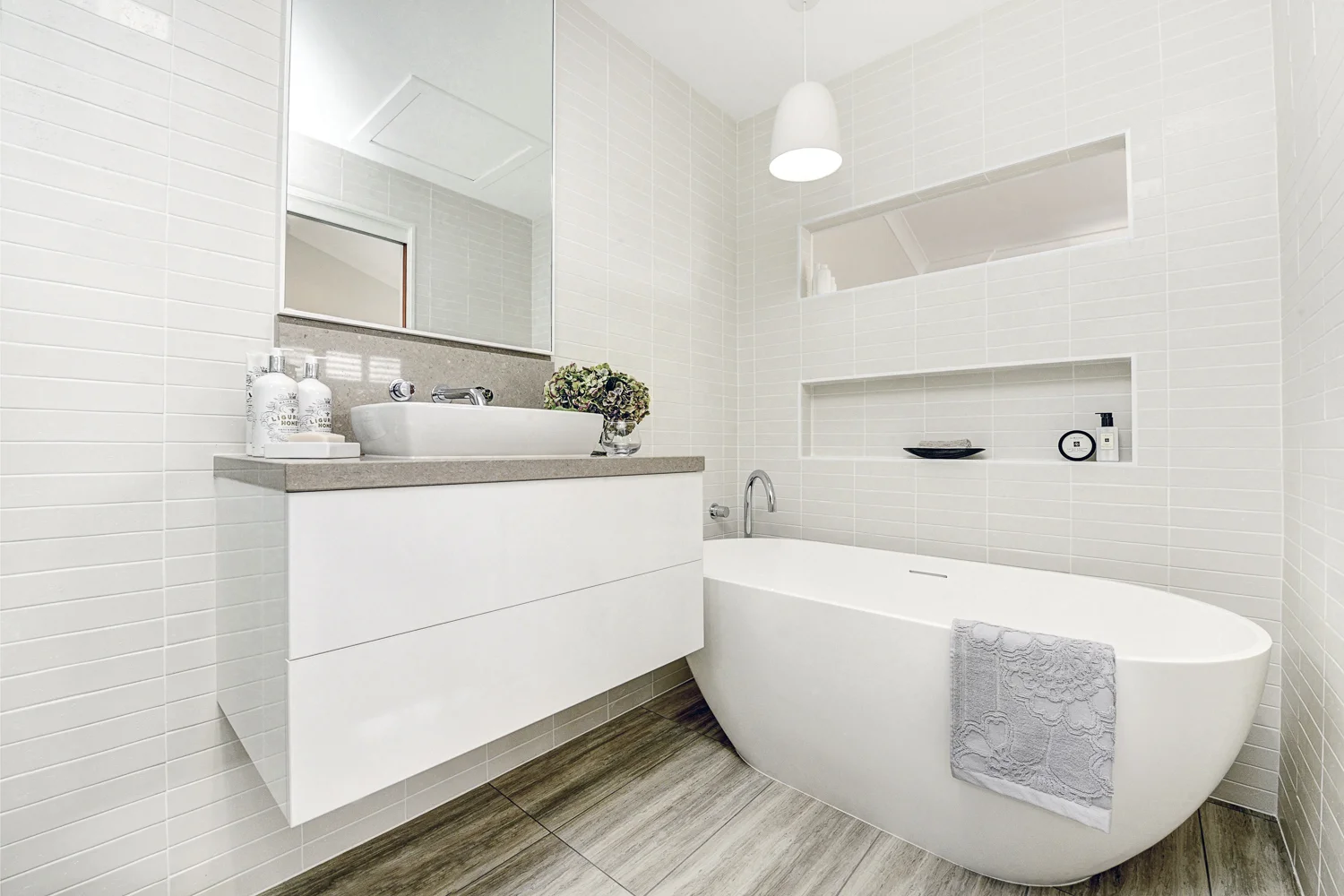 Interior-Design-Master-Ensuite-Bathroom-Coffs-Harbour-Alexandra-Marie-Interiors-09.jpg