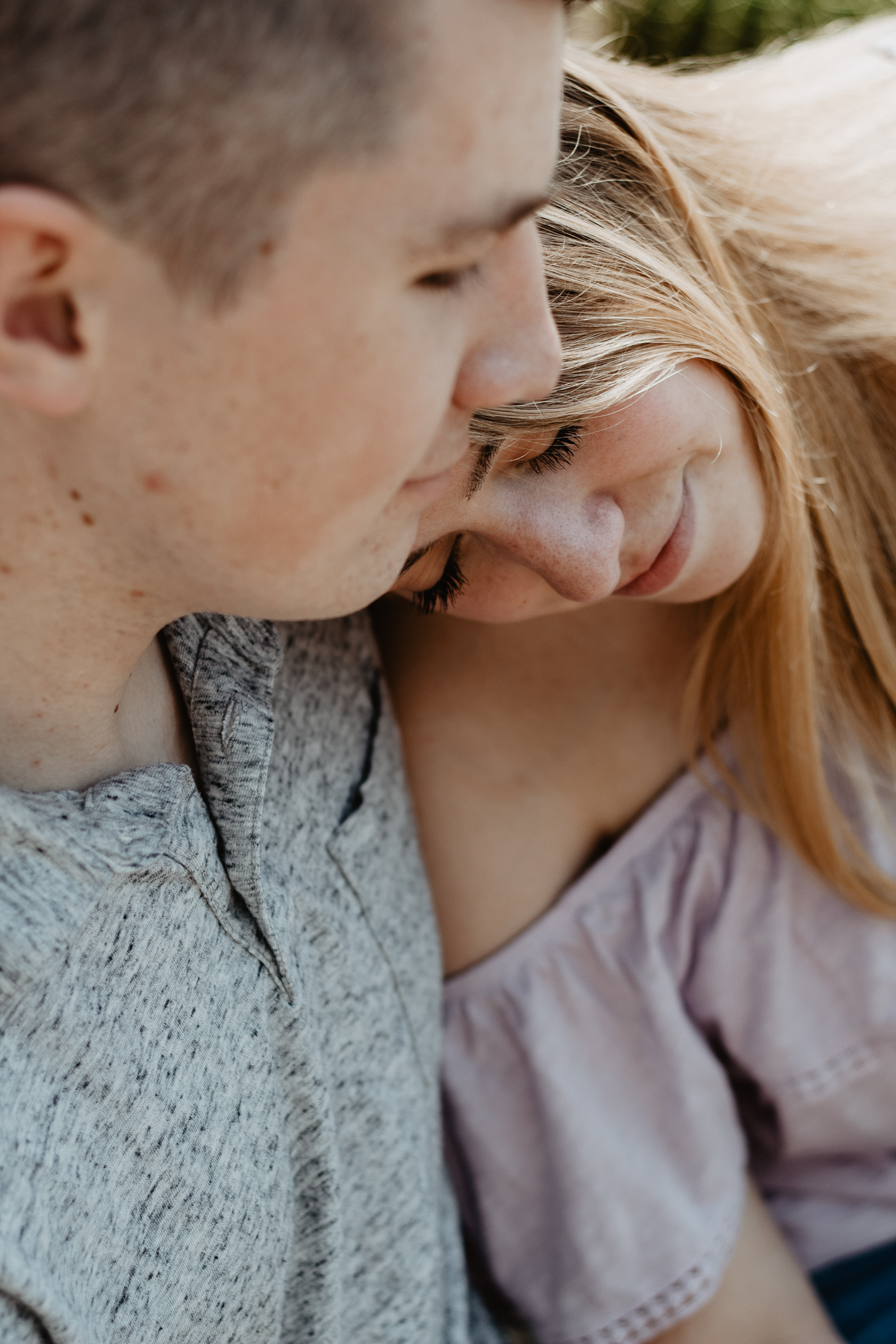 Columbus Franklin Park Engagement Session | Ohio Engagement + Wedding Photographer | Catherine Milliron Photography