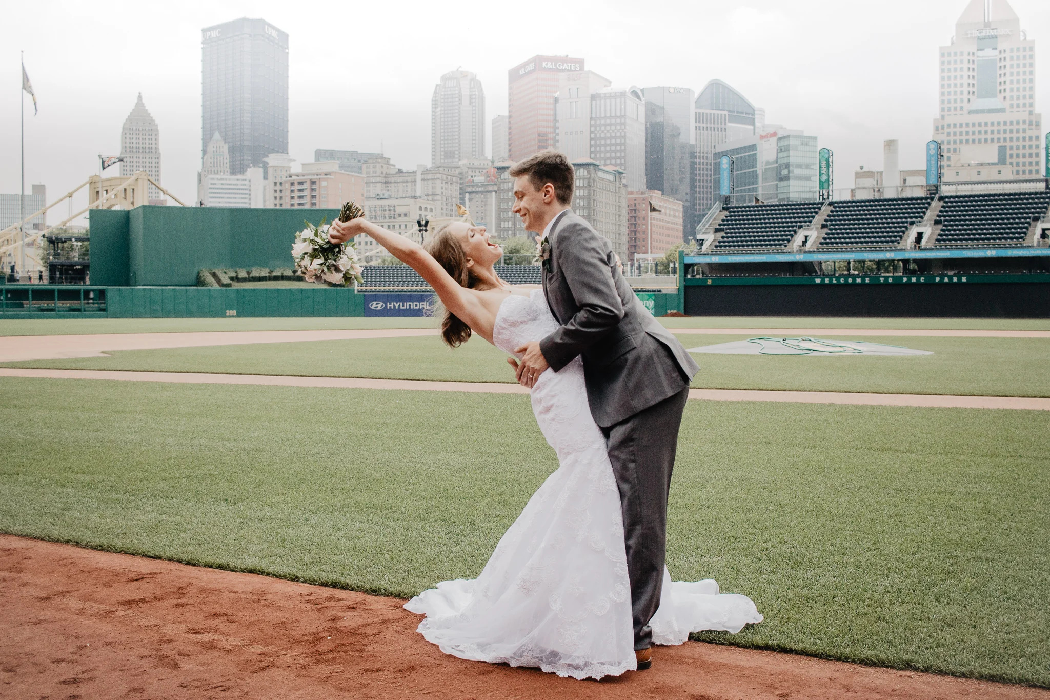 Blush + Gray Pittsburgh PNC Park Wedding | Ohio Wedding Photographer | Catherine Milliron Photography