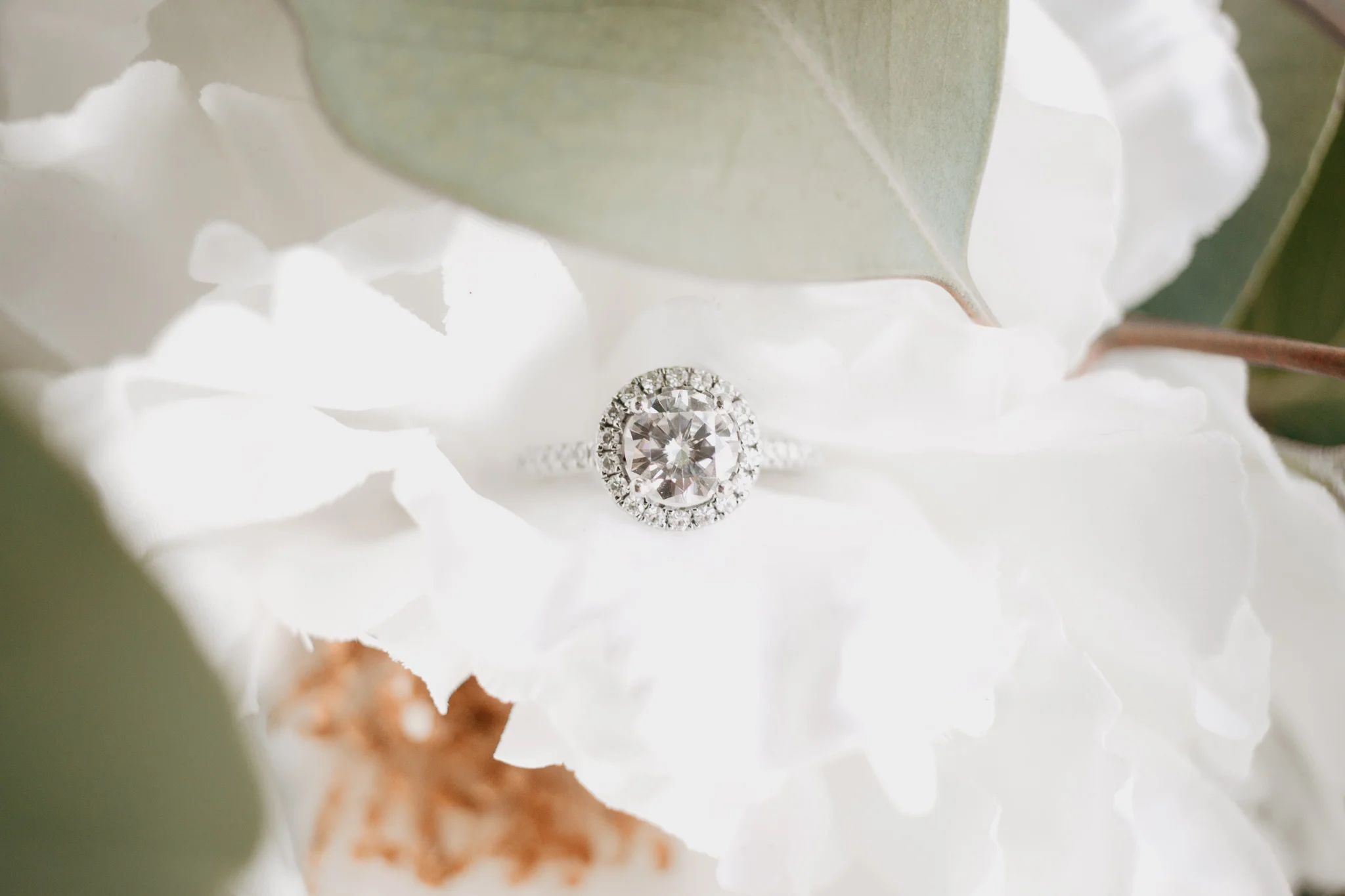 Sage + Gray Iowa Warehouse Wedding | Des Moines Wedding Photographer | Catherine Milliron Photography