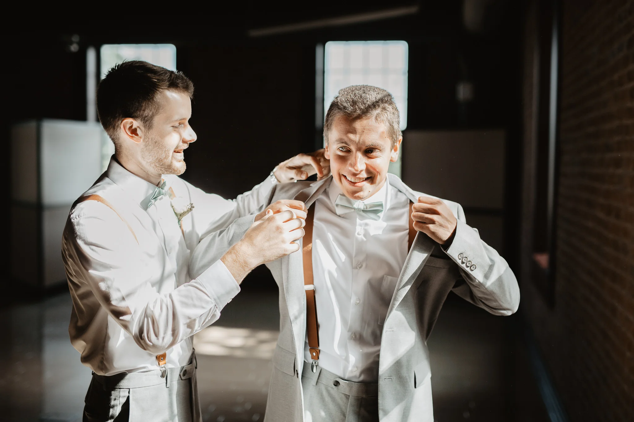Sage + Gray Iowa Warehouse Wedding | Des Moines Wedding Photographer | Catherine Milliron Photography