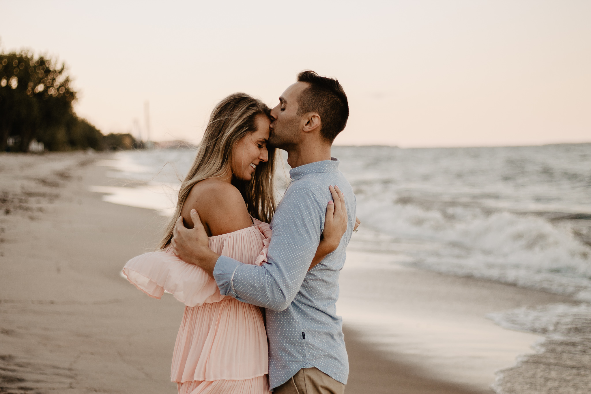 Taryn + Dan | Cleveland Waterfront Sunset Engagement Session | Columbus Wedding + Engagement Photographer | Catherine Milliron Photography