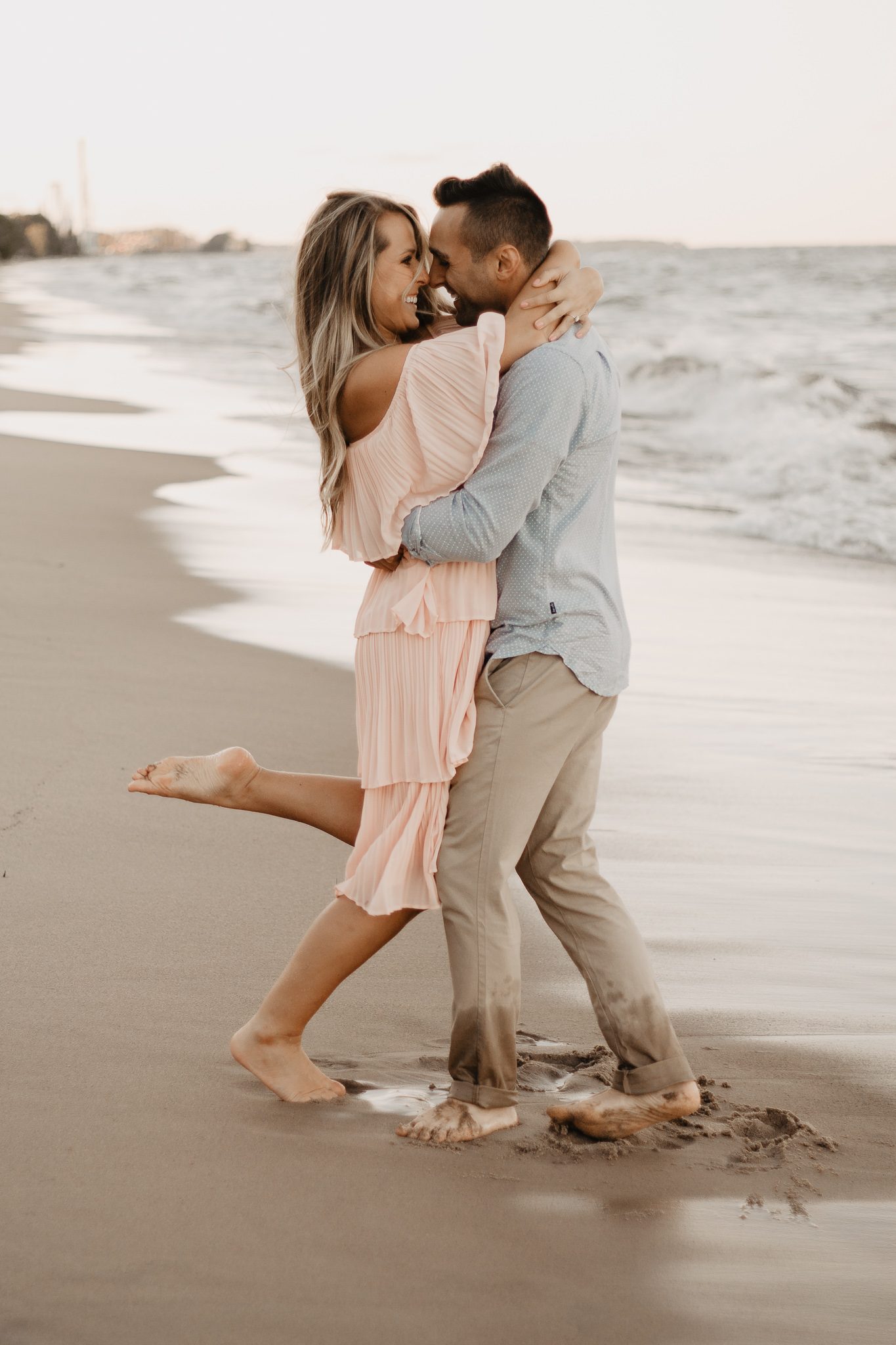 Taryn + Dan | Cleveland Waterfront Sunset Engagement Session | Columbus Wedding + Engagement Photographer | Catherine Milliron Photography