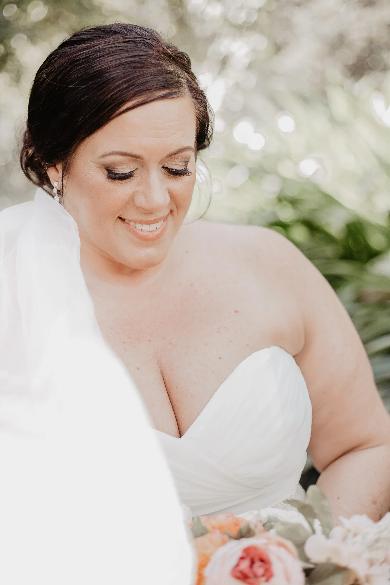 Heather + Javier | Navy and Gold Dallas Texas Discovery Gardens Botanical Wedding | Columbus and Dallas Wedding + Engagement Photographer | Catherine Milliron Photography