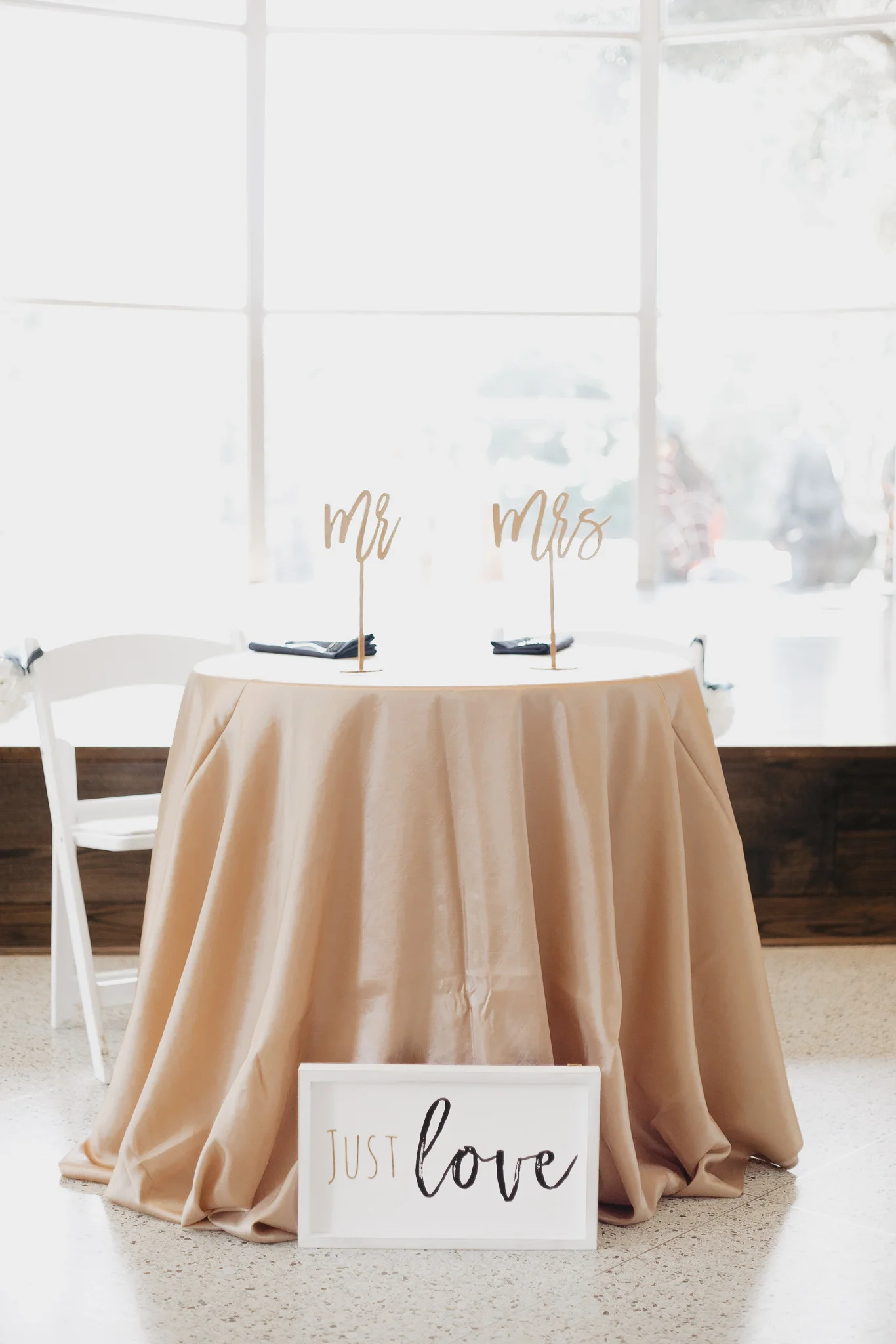 Heather + Javier | Navy and Gold Dallas Texas Discovery Gardens Botanical Wedding | Columbus and Dallas Wedding + Engagement Photographer | Catherine Milliron Photography