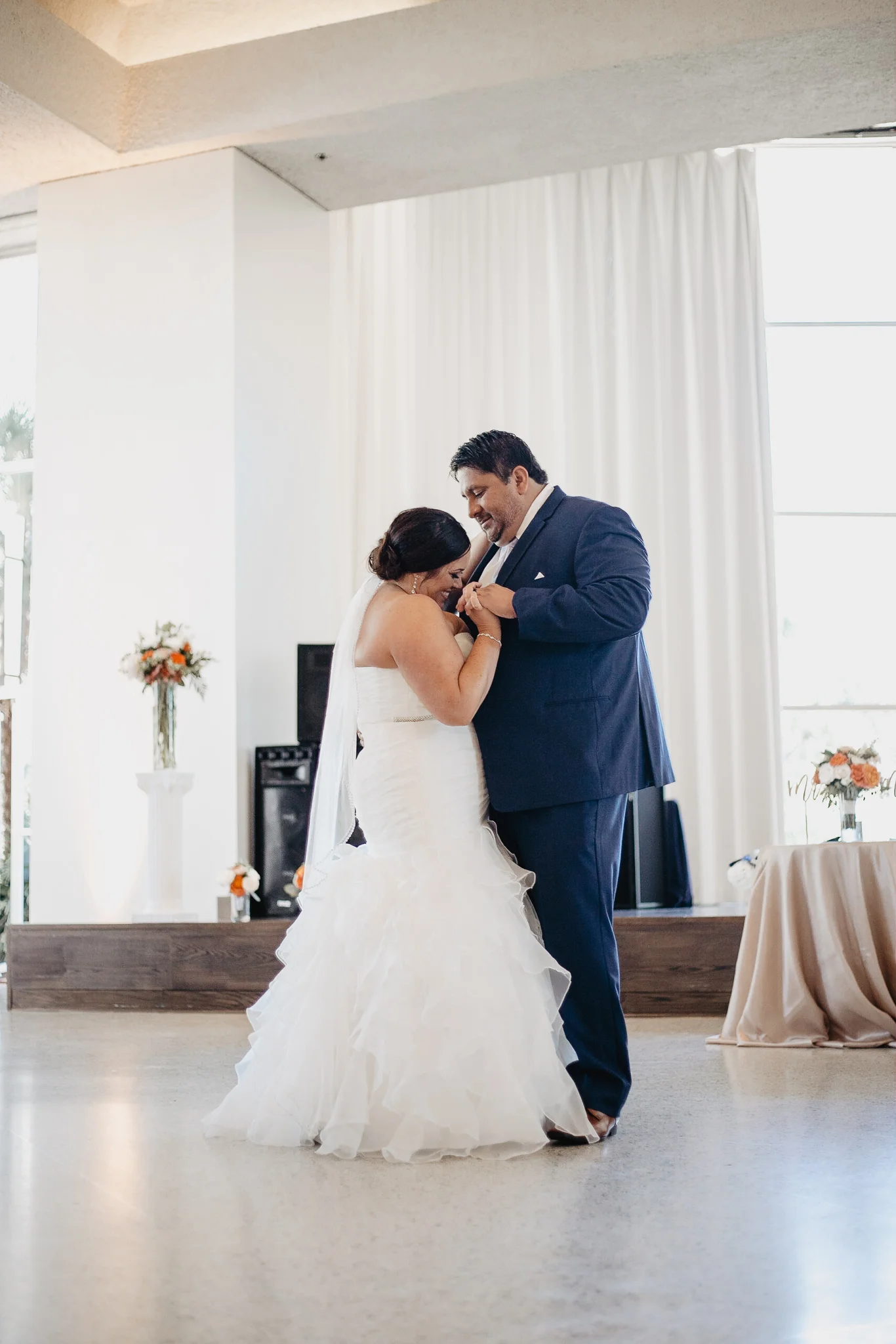 Heather + Javier | Navy and Gold Dallas Texas Discovery Gardens Botanical Wedding | Columbus and Dallas Wedding + Engagement Photographer | Catherine Milliron Photography