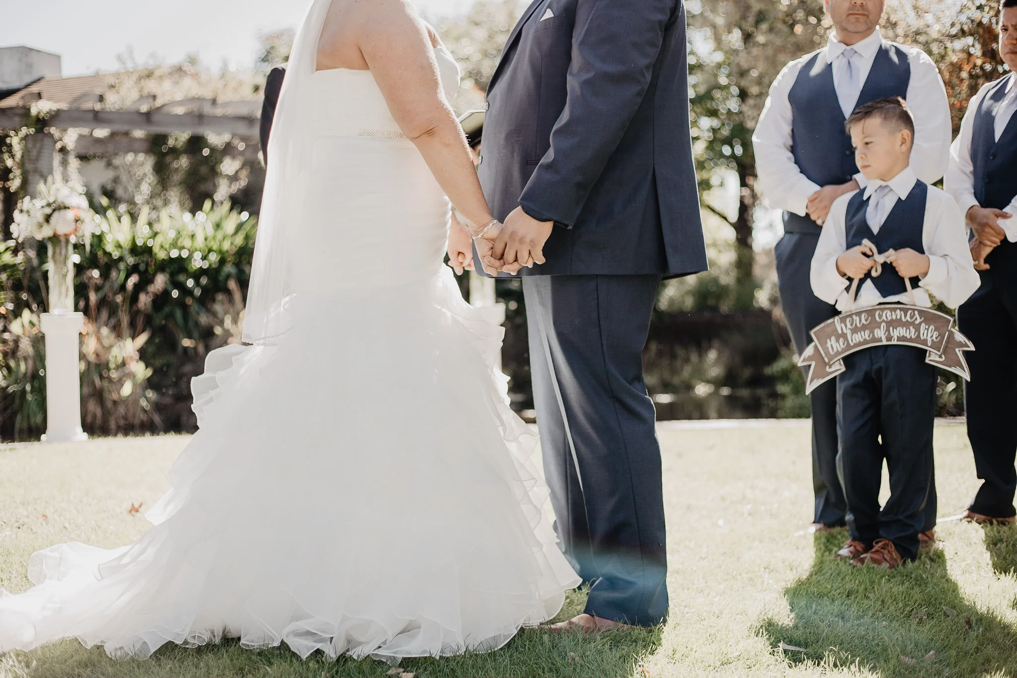 Heather + Javier | Navy and Gold Dallas Texas Discovery Gardens Botanical Wedding | Columbus and Dallas Wedding + Engagement Photographer | Catherine Milliron Photography