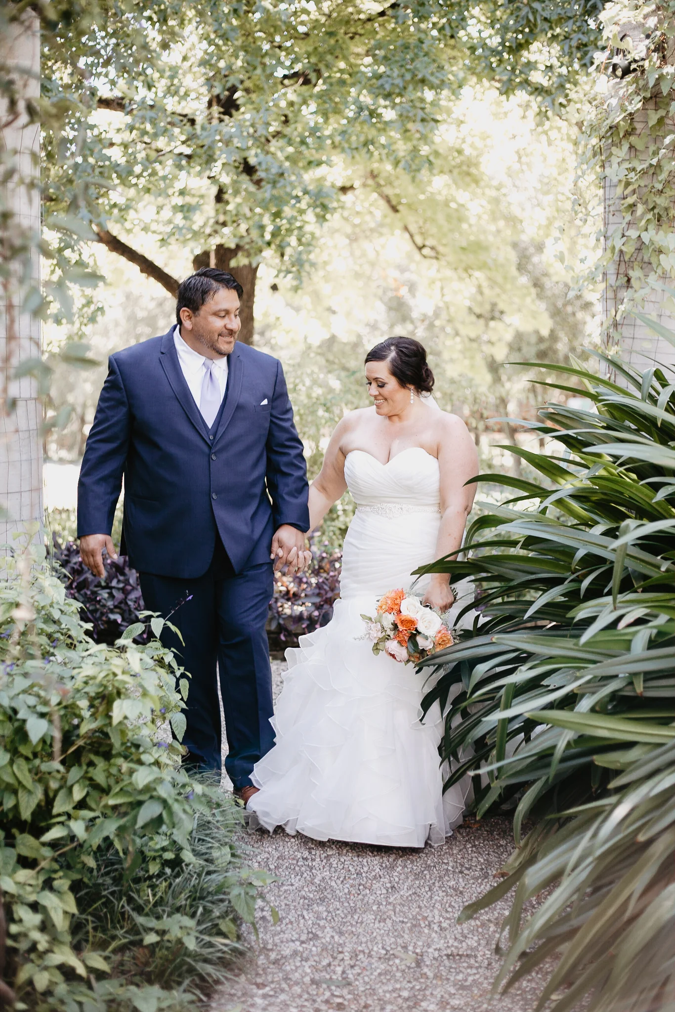 Heather + Javier | Navy and Gold Dallas Texas Discovery Gardens Botanical Wedding | Columbus and Dallas Wedding + Engagement Photographer | Catherine Milliron Photography