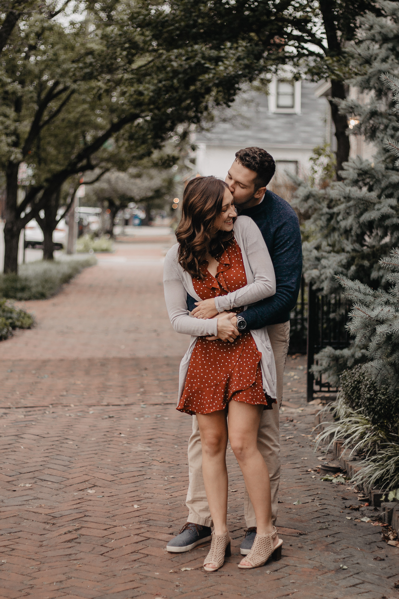 Brooke + Seth | Fall Columbus Ohio German Village Engagement Session | Columbus Ohio Wedding + Engagement Photographer | Catherine Milliron Photography