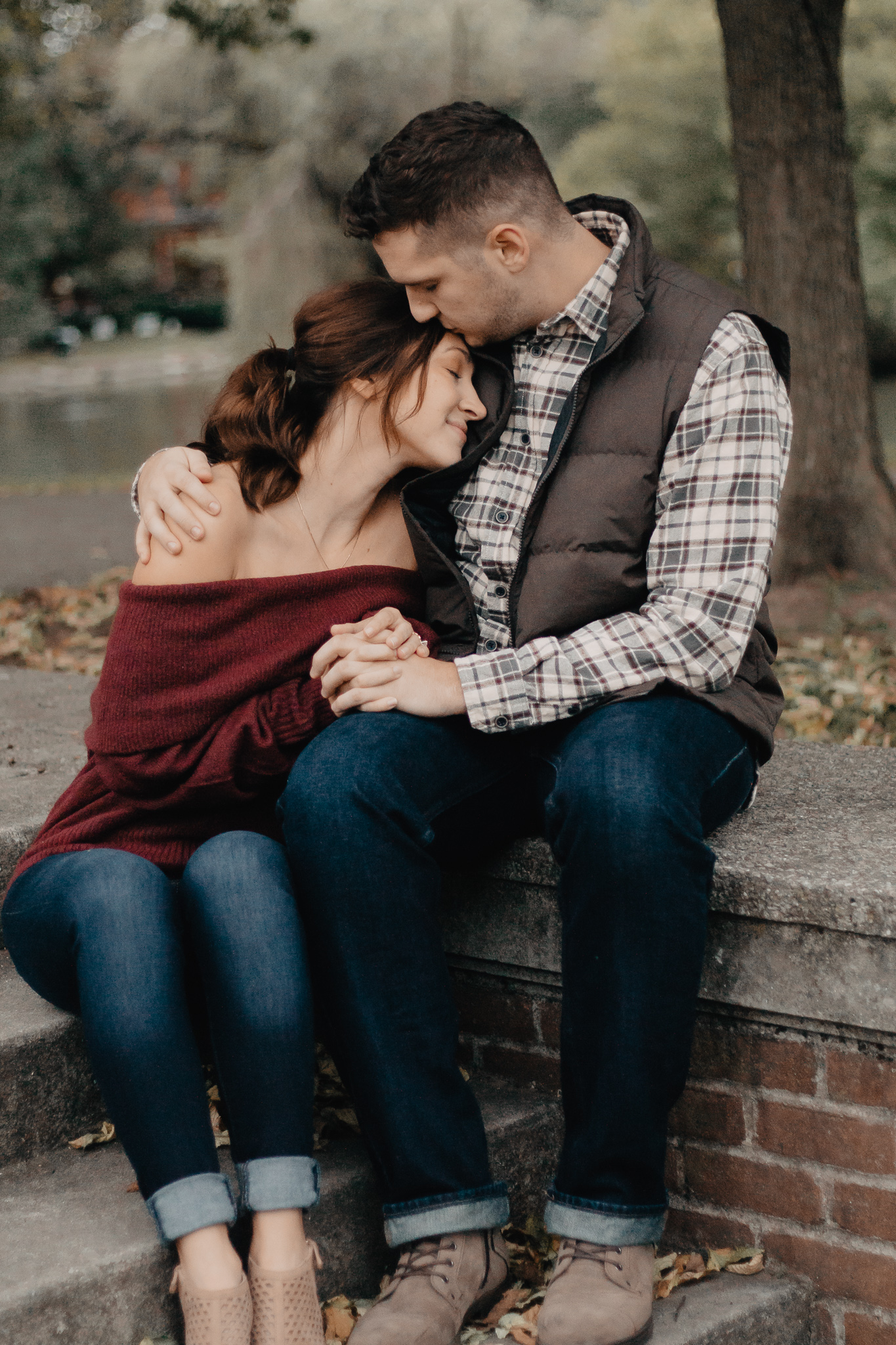 Brooke + Seth | Fall Columbus Ohio German Village Engagement Session | Columbus Ohio Wedding + Engagement Photographer | Catherine Milliron Photography